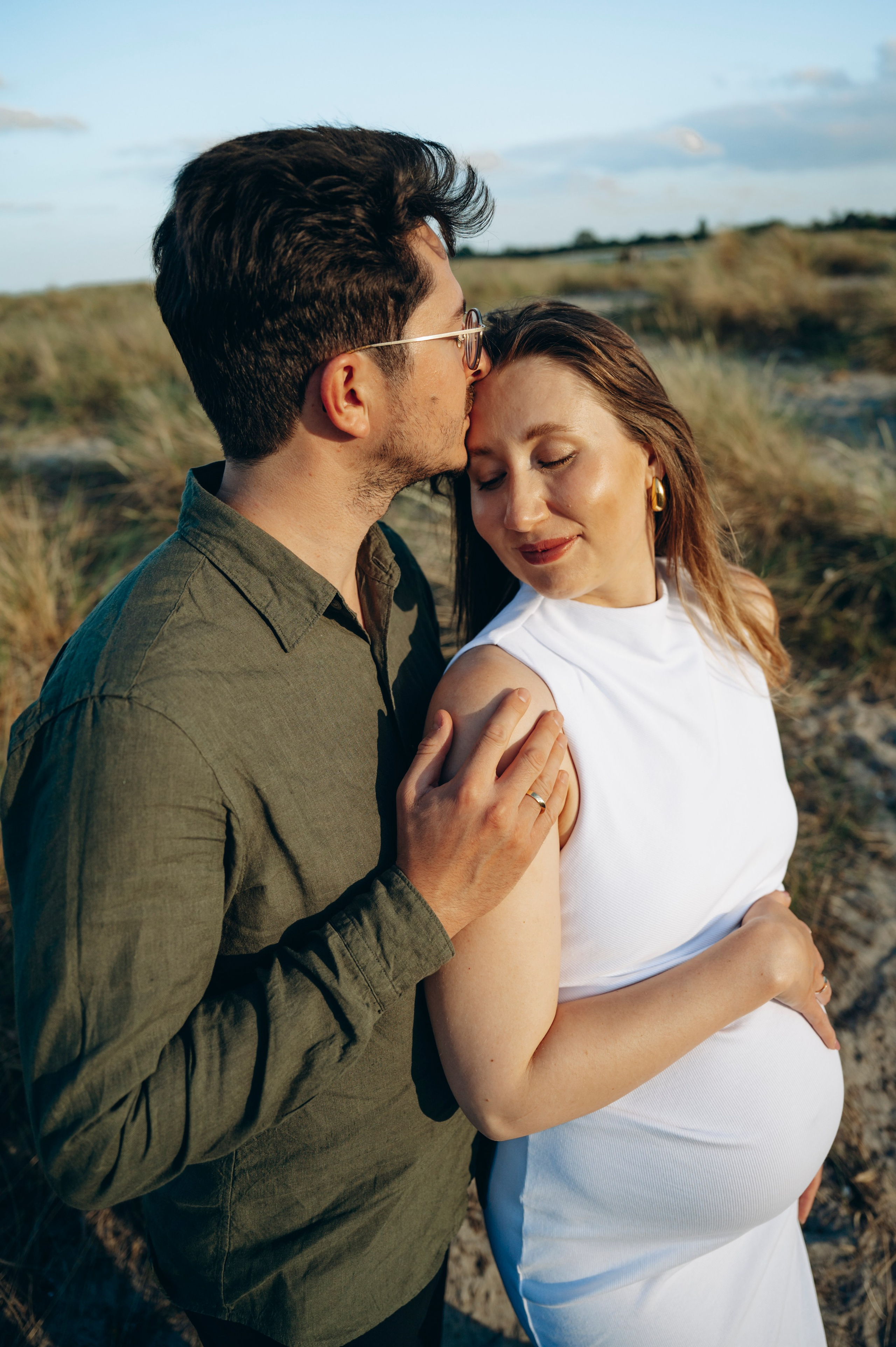 Julia -Pregnancy (in-home and Amager strand). Newborn, Family, Wedding photographer Copenhagen Anastasiia Sevriukova