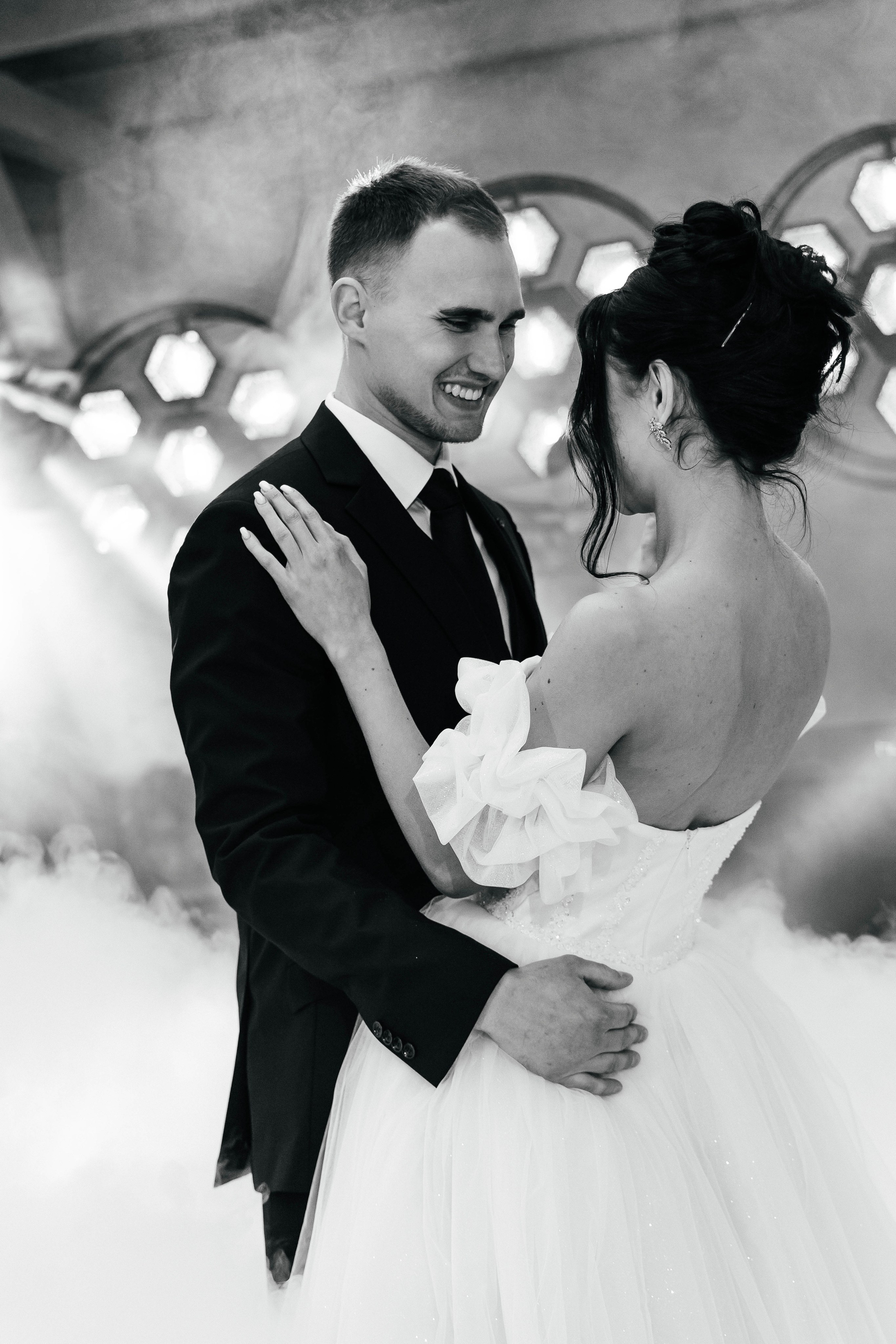 Viktoria & Leon. Fotograf ślubny i portretowy w Katowicach, na Śląsku i w całej Polsce. Uchwycę najważniejsze chwile Waszego dnia
