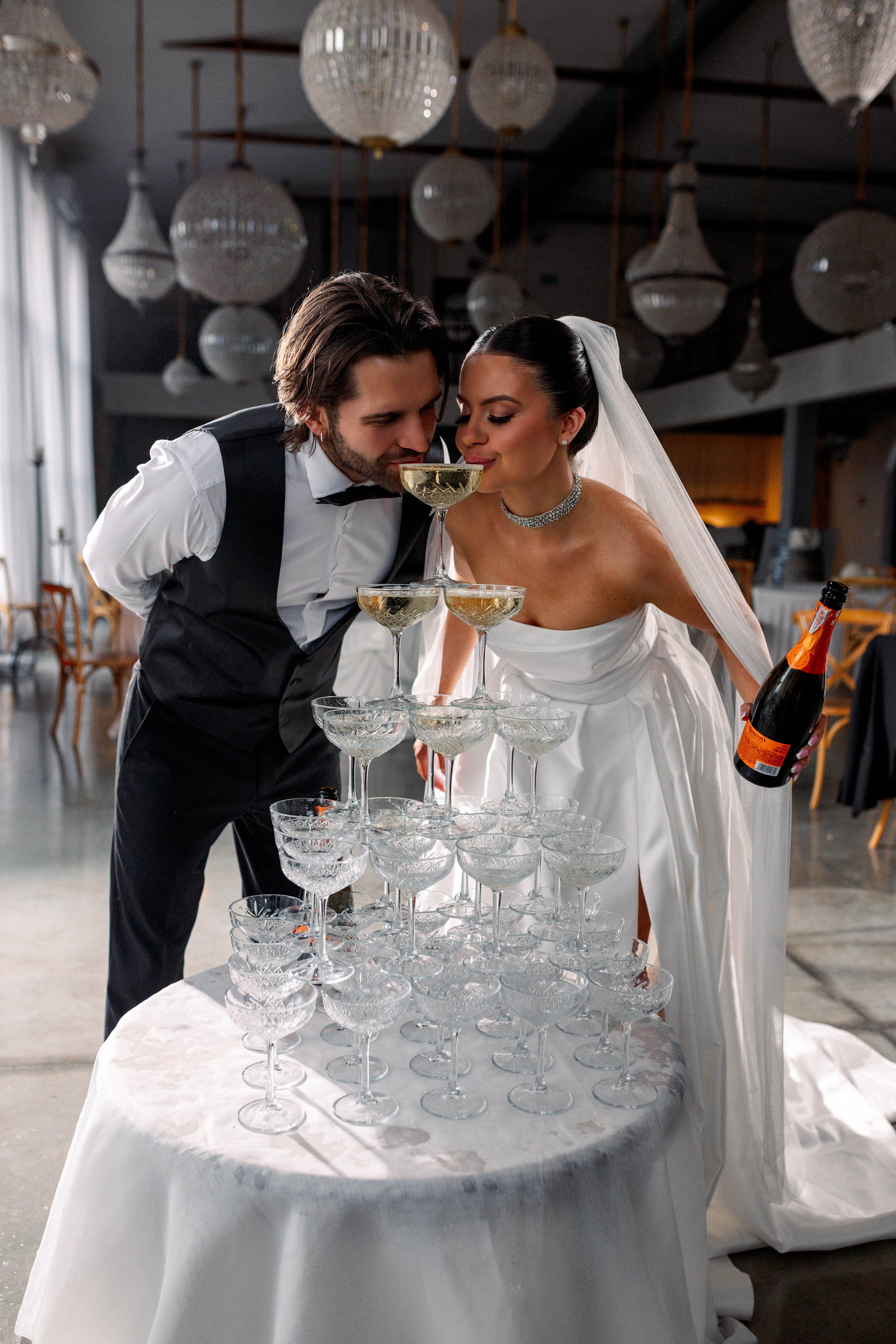 Mariusz & Karolina. Fotograf ślubny i portretowy w Katowicach, na Śląsku i w całej Polsce. Uchwycę najważniejsze chwile Waszego dnia