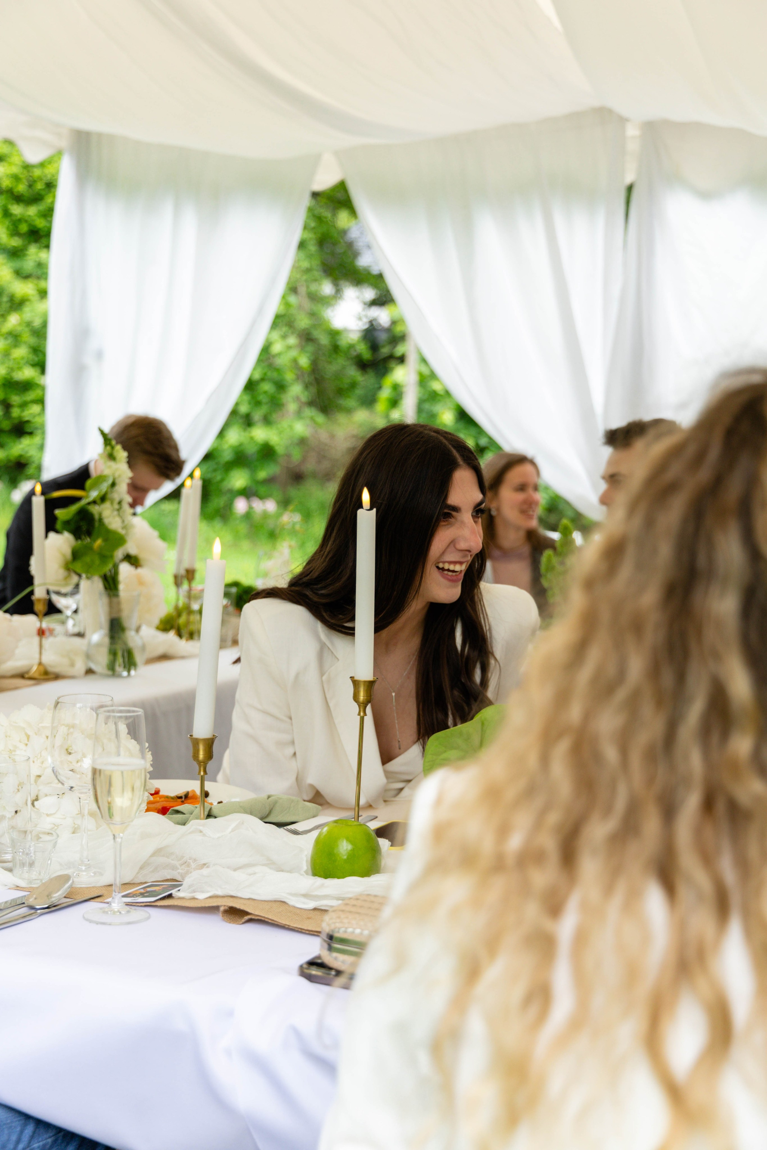 Hania & Bohdan. Fotograf ślubny i portretowy w Katowicach, na Śląsku i w całej Polsce. Uchwycę najważniejsze chwile Waszego dnia
