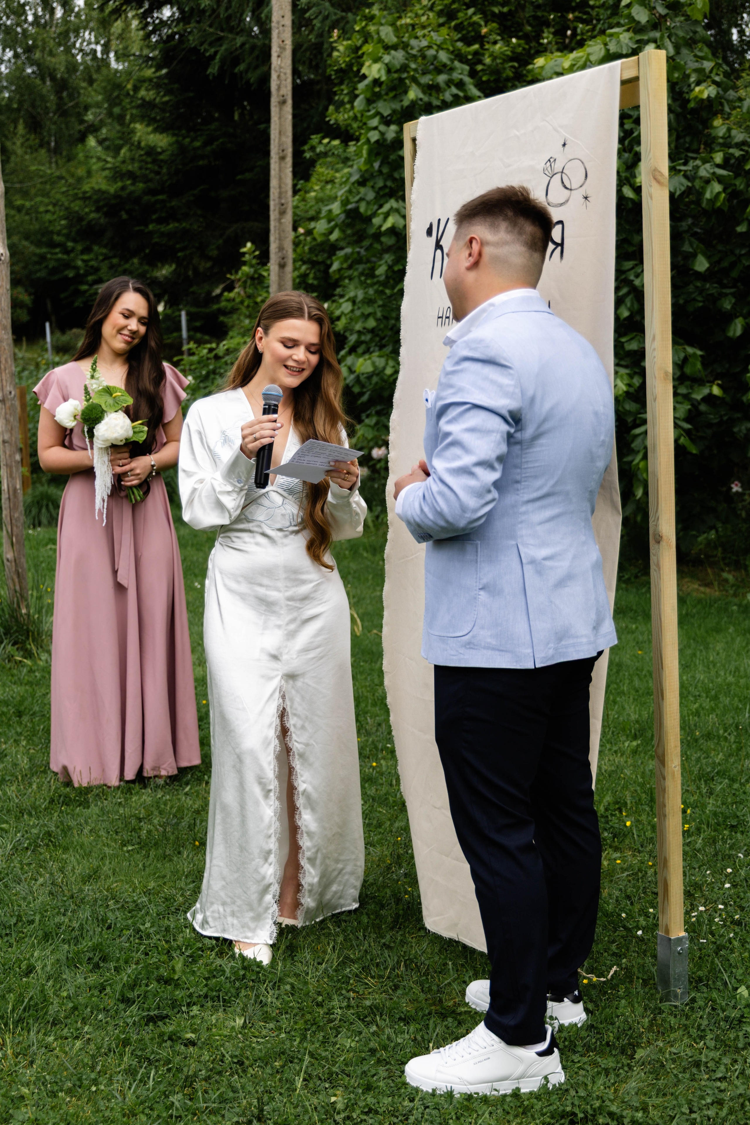 Hania & Bohdan. Fotograf ślubny i portretowy w Katowicach, na Śląsku i w całej Polsce. Uchwycę najważniejsze chwile Waszego dnia