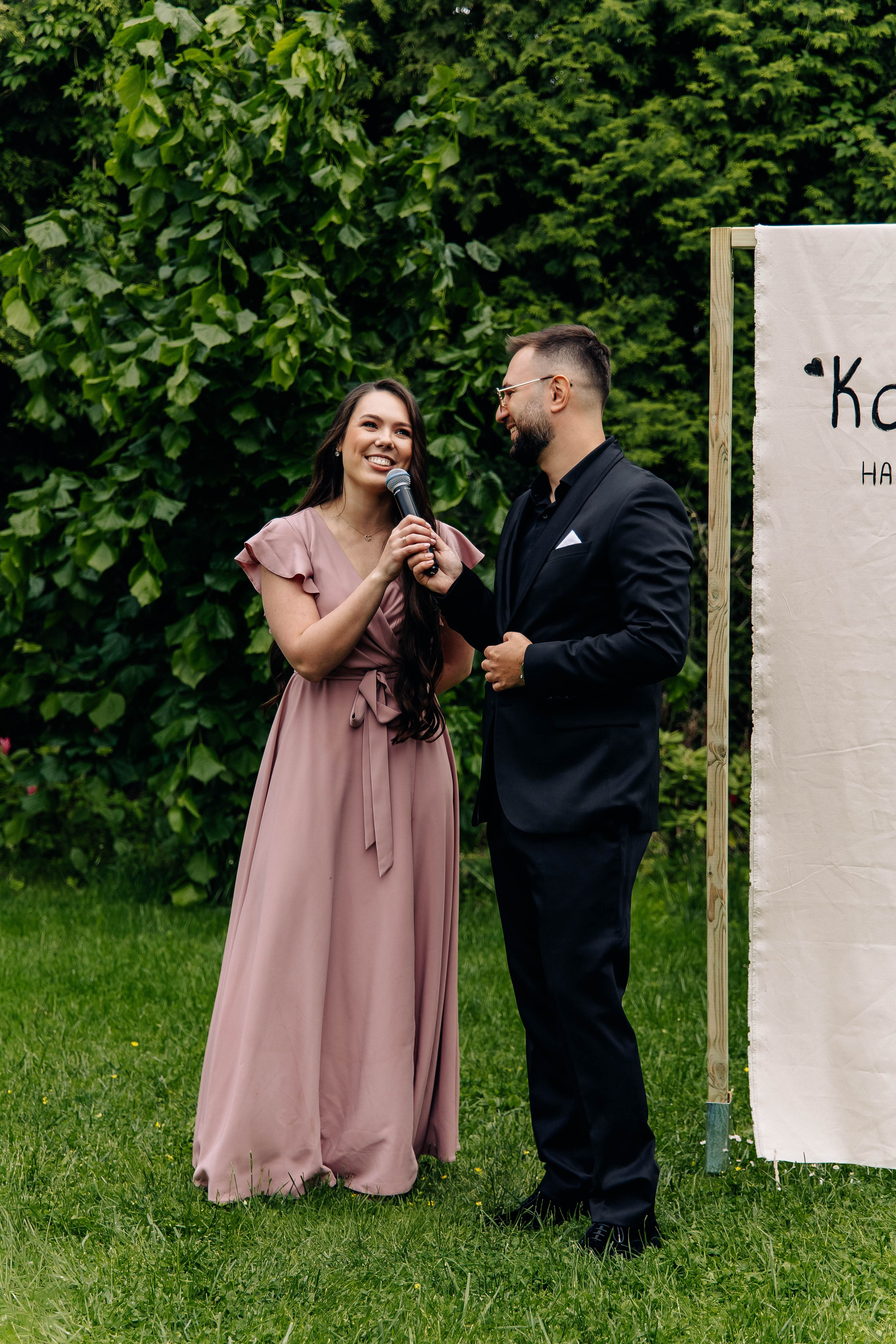 Hania & Bohdan. Fotograf ślubny i portretowy w Katowicach, na Śląsku i w całej Polsce. Uchwycę najważniejsze chwile Waszego dnia