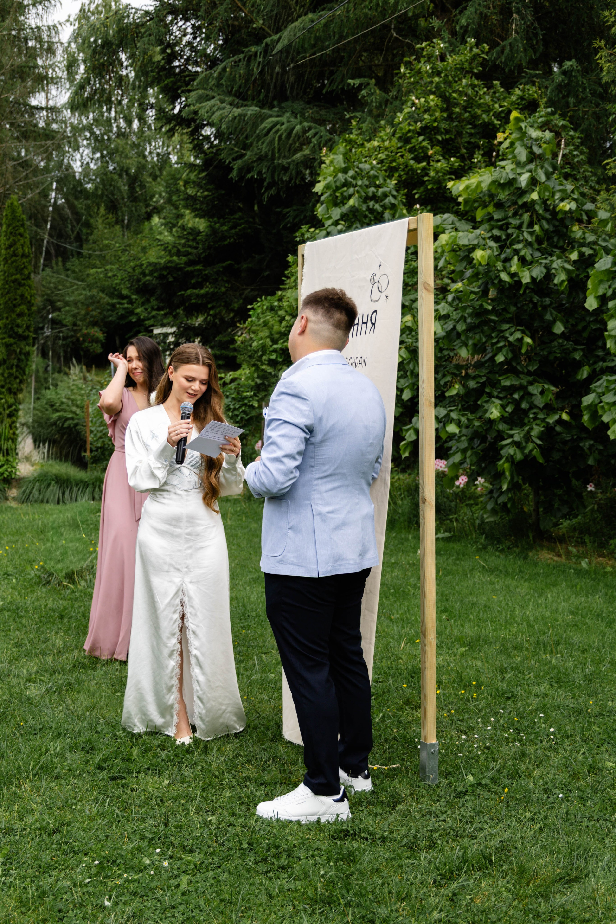 Hania & Bohdan. Fotograf ślubny i portretowy w Katowicach, na Śląsku i w całej Polsce. Uchwycę najważniejsze chwile Waszego dnia