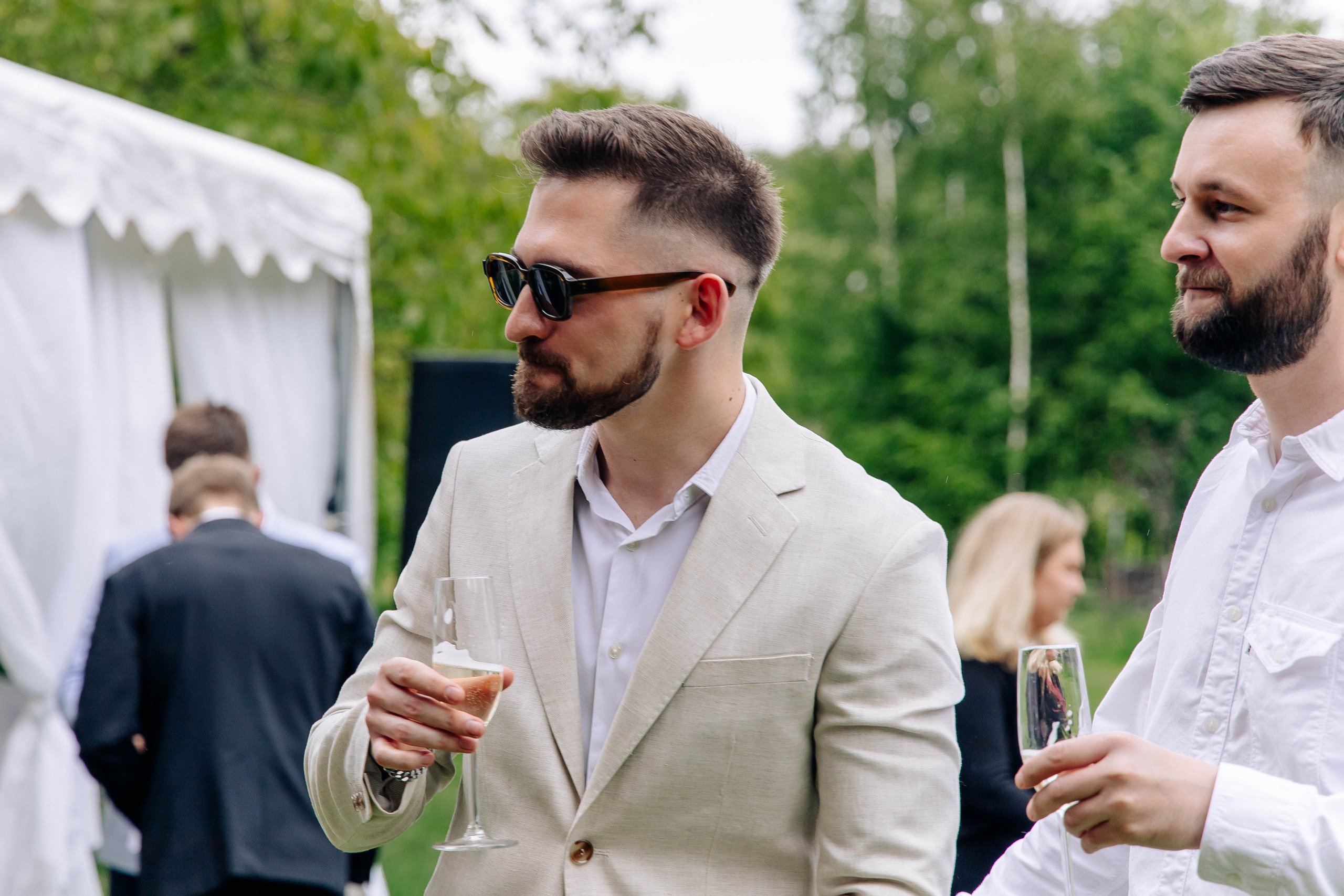 Hania & Bohdan. Fotograf ślubny i portretowy w Katowicach, na Śląsku i w całej Polsce. Uchwycę najważniejsze chwile Waszego dnia