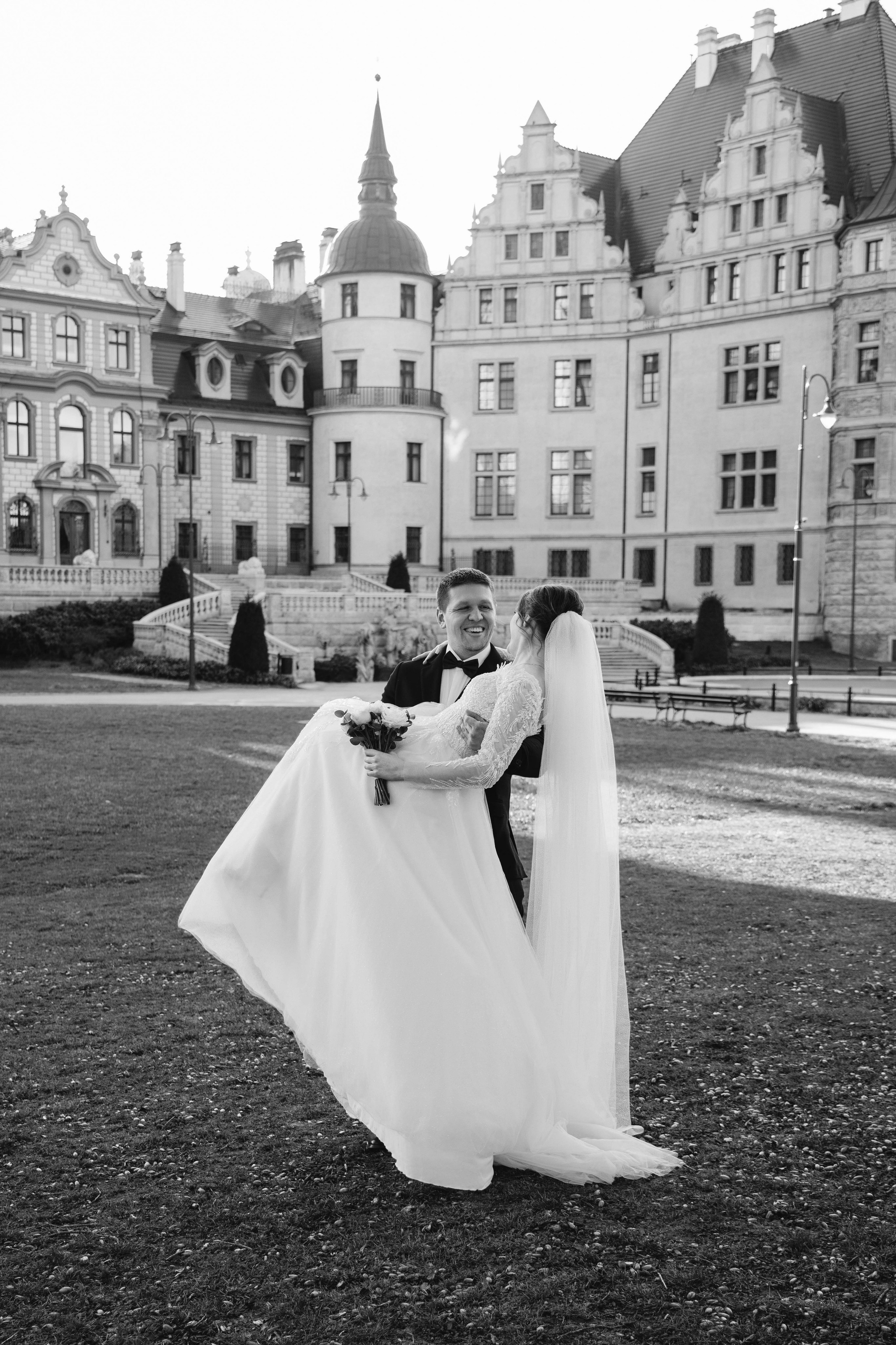 Alina & Vadym. Fotograf ślubny i portretowy w Katowicach, na Śląsku i w całej Polsce. Uchwycę najważniejsze chwile Waszego dnia