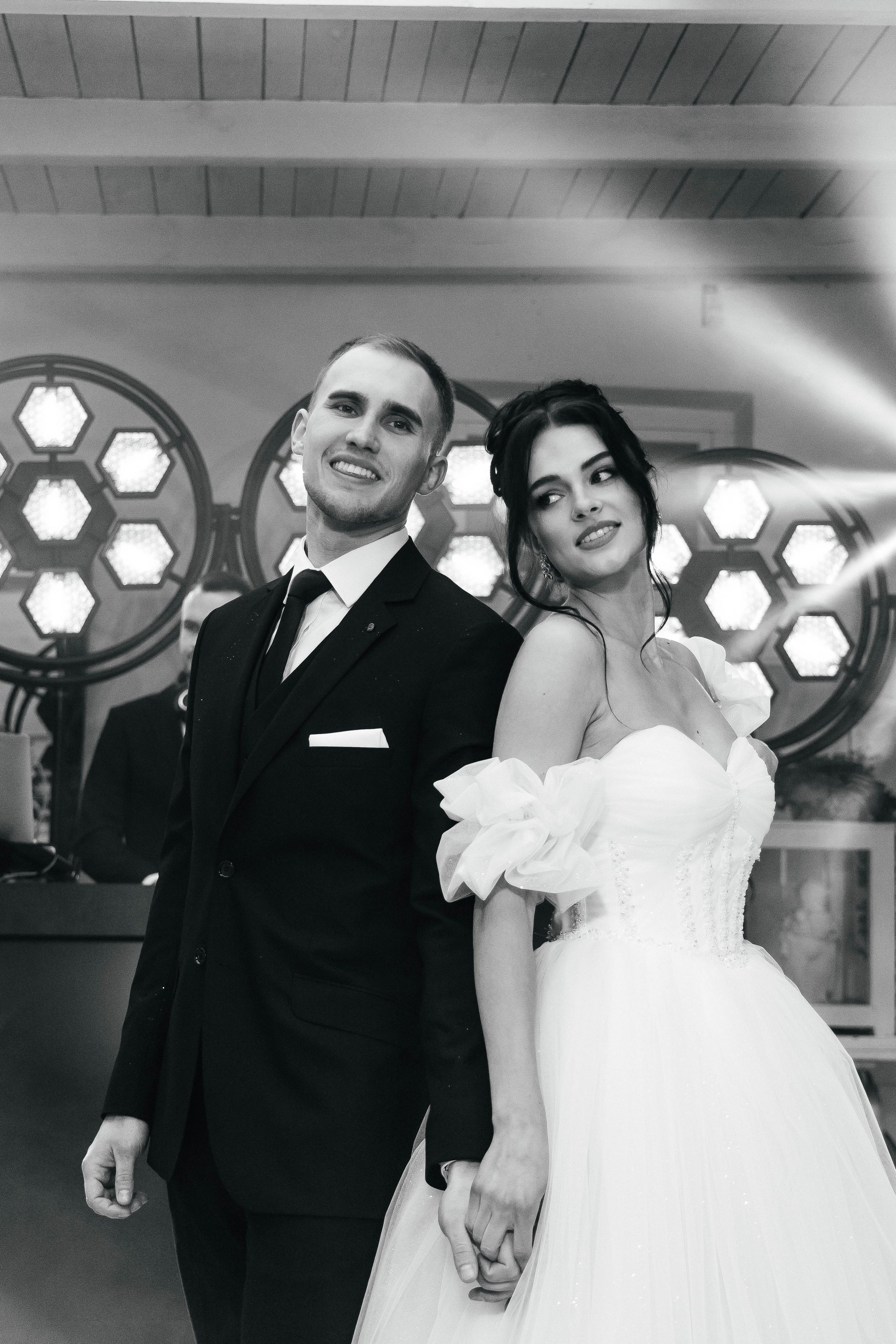 Viktoria & Leon. Fotograf ślubny i portretowy w Katowicach, na Śląsku i w całej Polsce. Uchwycę najważniejsze chwile Waszego dnia