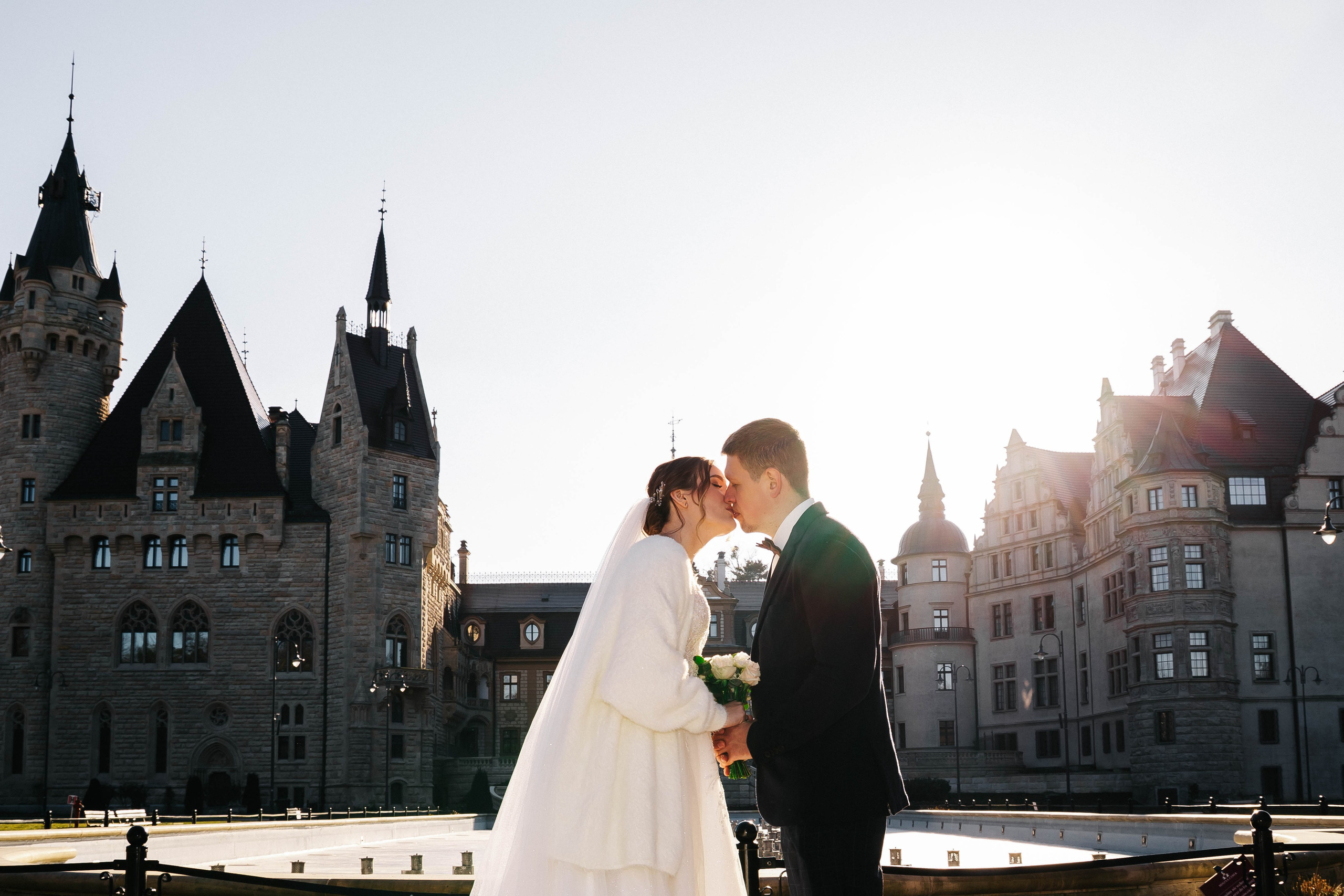 Alina & Vadym. Fotograf ślubny i portretowy w Katowicach, na Śląsku i w całej Polsce. Uchwycę najważniejsze chwile Waszego dnia
