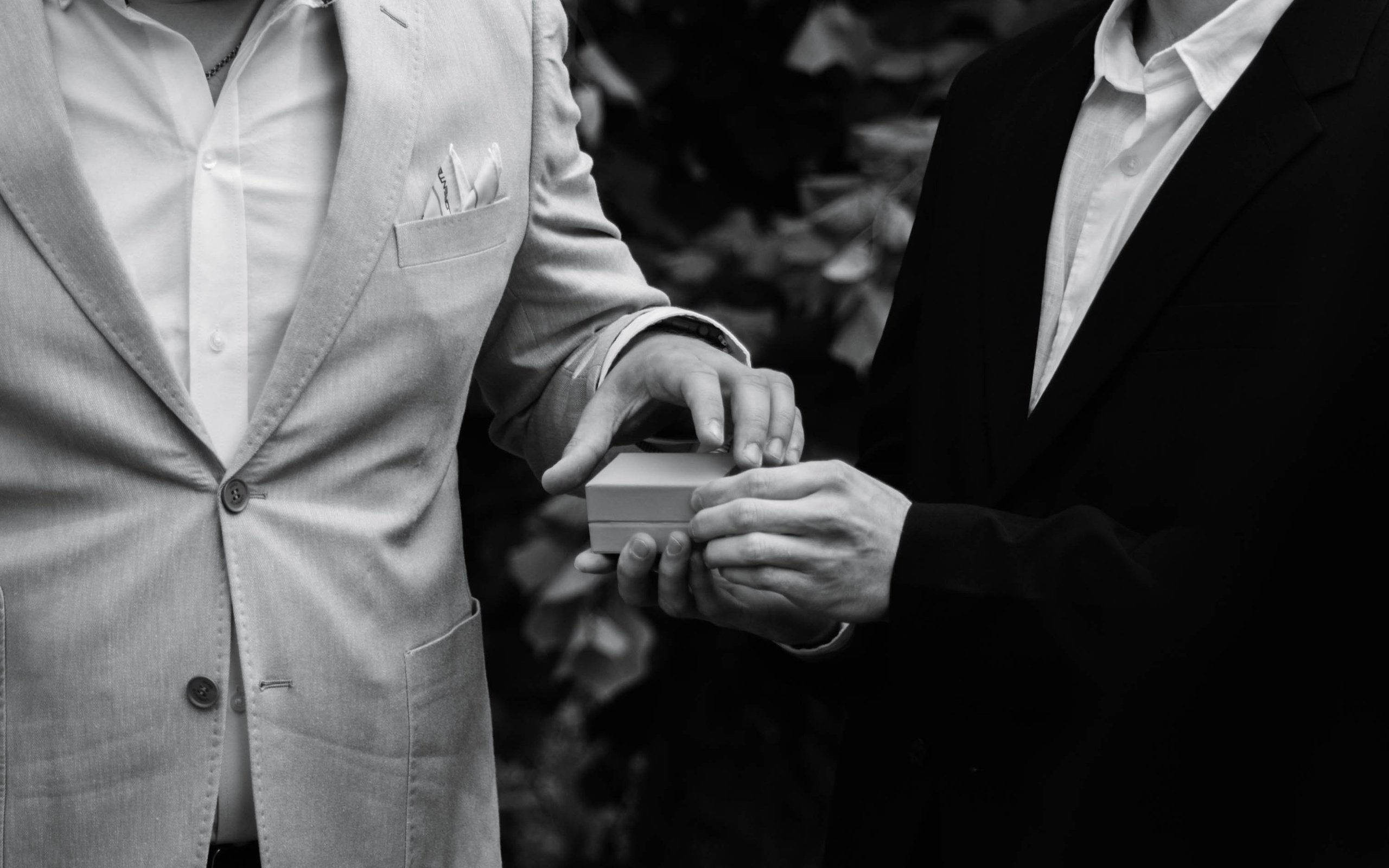 Hania & Bohdan. Fotograf ślubny i portretowy w Katowicach, na Śląsku i w całej Polsce. Uchwycę najważniejsze chwile Waszego dnia