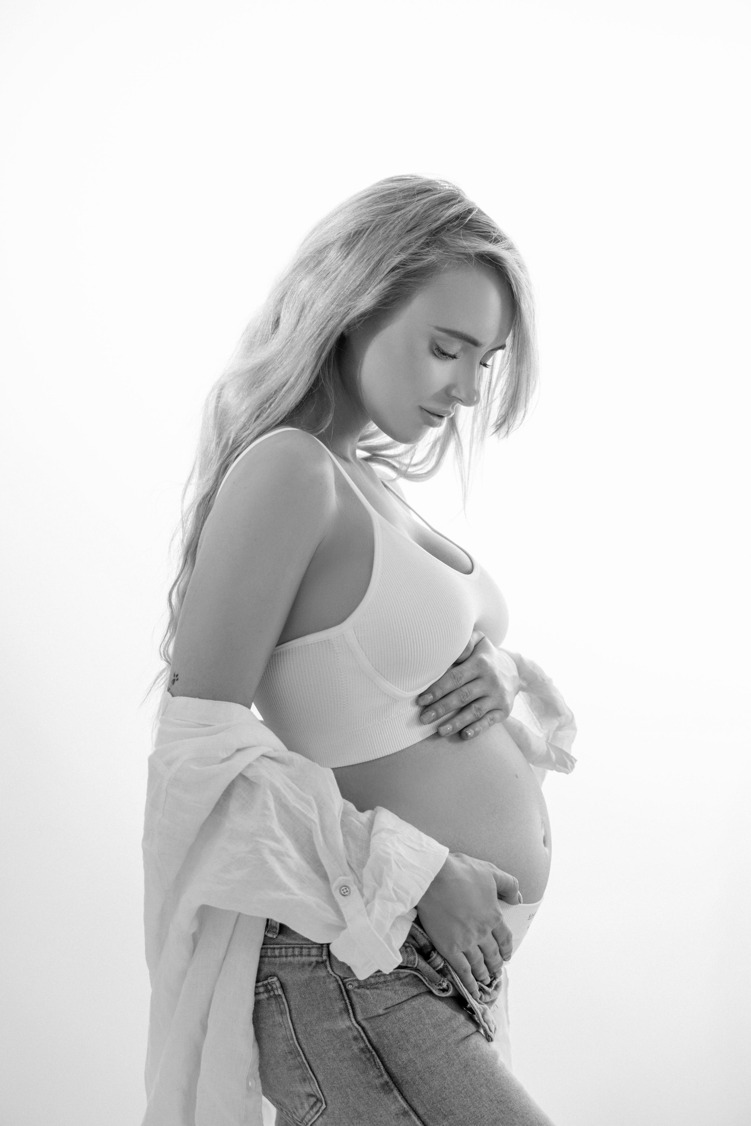 PREGNANCY. Professional photographer stasya_stars