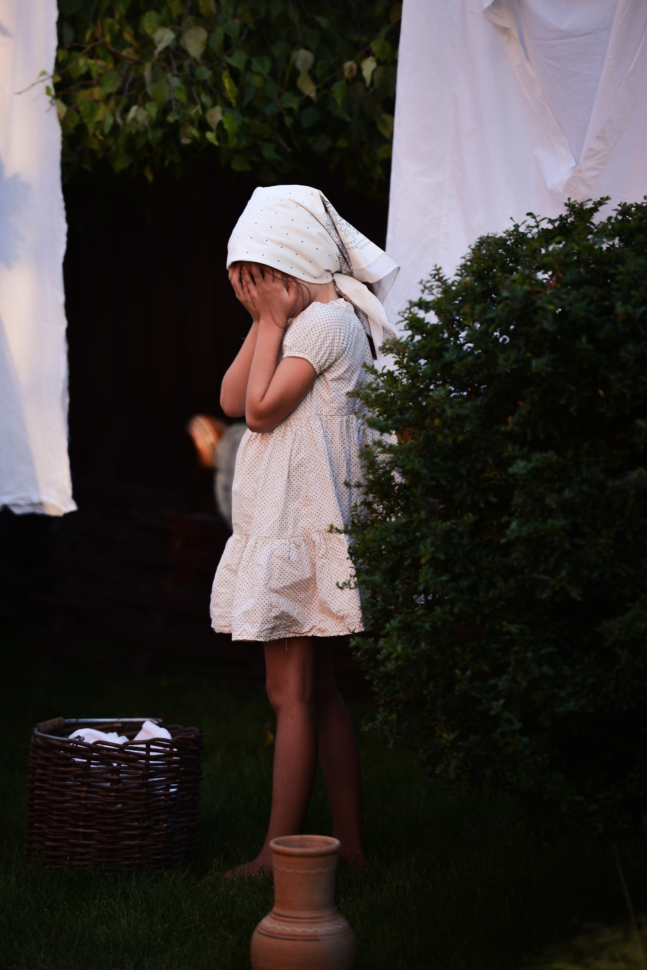 Стирка в саду. Фотограф Натали Кошевая _ Днепр, Подгородное