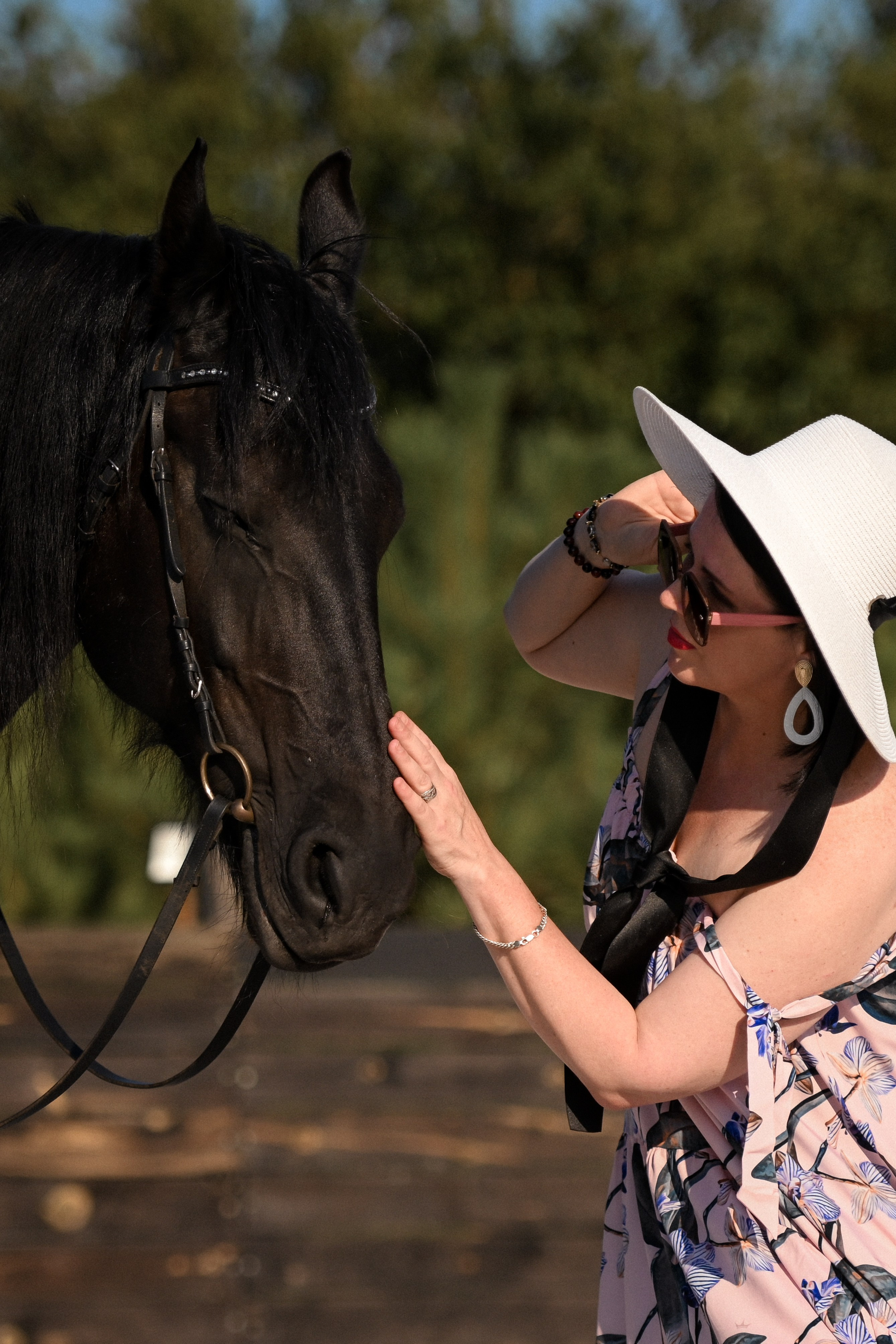 В Конюшне. Фотограф Натали Кошевая _ Днепр, Подгородное