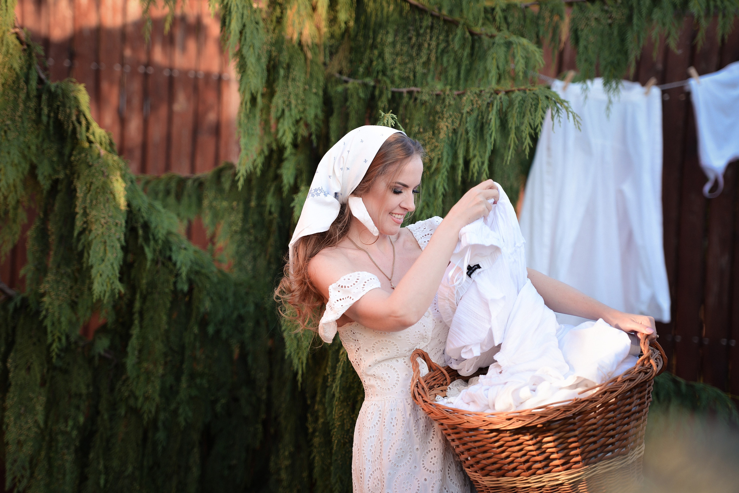 Стирка в саду. Фотограф Натали Кошевая _ Днепр, Подгородное