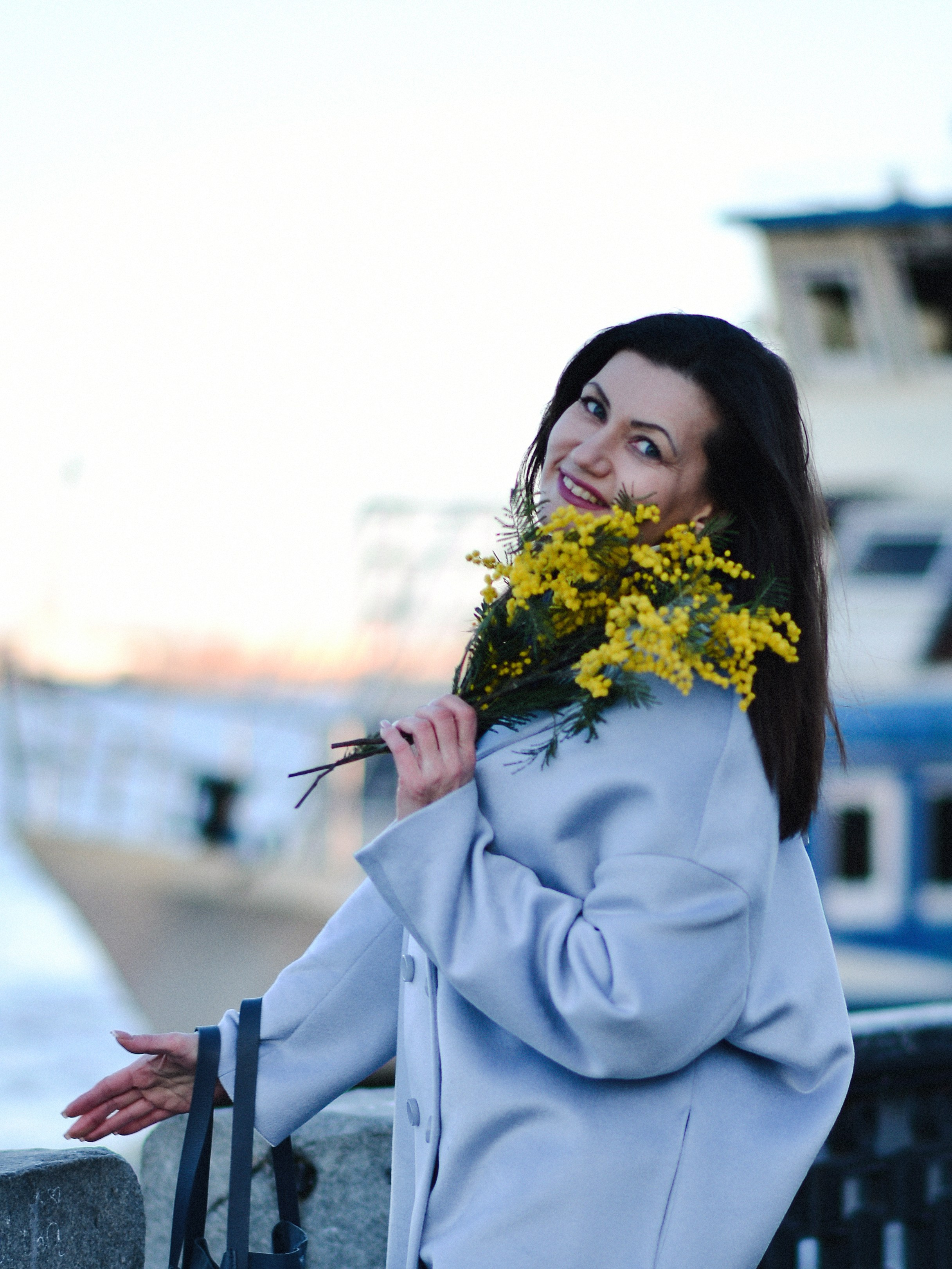 Мимоза в городе. Фотограф Натали Кошевая _ Днепр, Подгородное