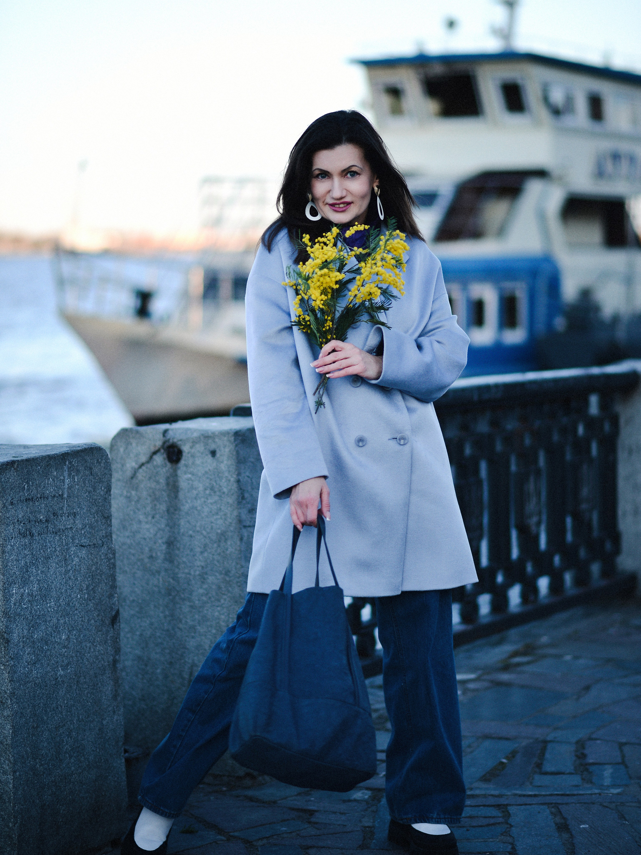 Мимоза в городе. Фотограф Натали Кошевая _ Днепр, Подгородное