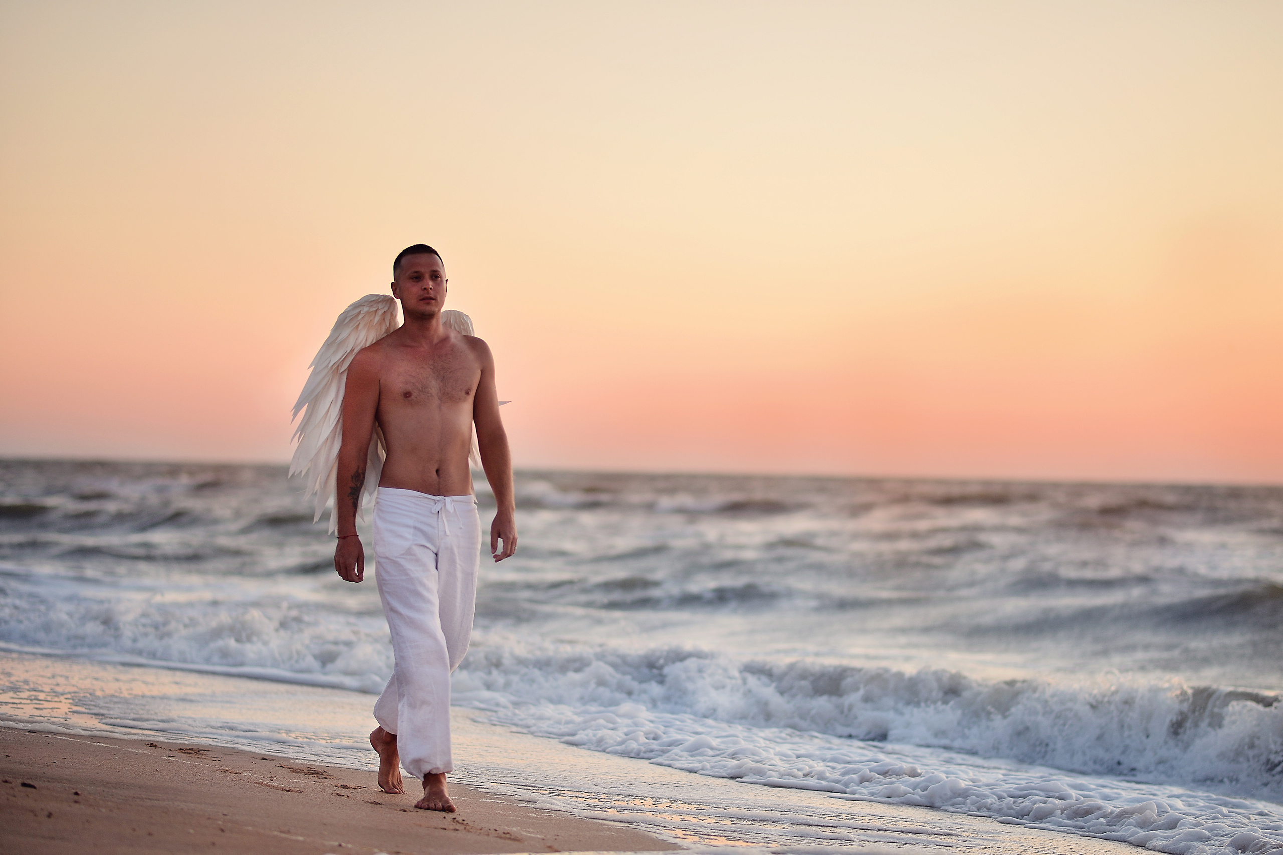 Ангел, спустившийся с небес. Фотограф Натали Кошевая _ Днепр, Подгородное