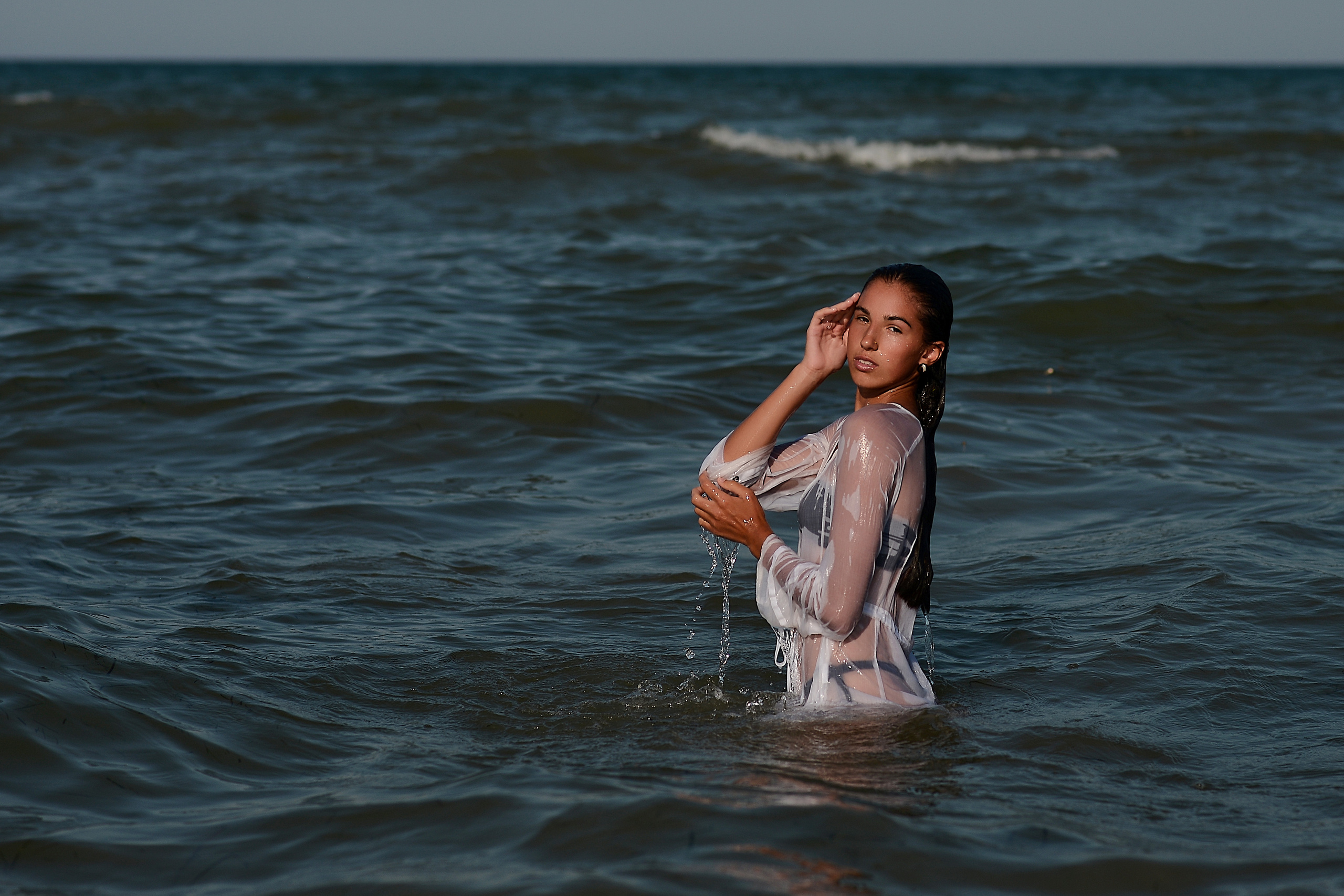 Настя и волны. Фотограф Натали Кошевая _ Днепр, Подгородное