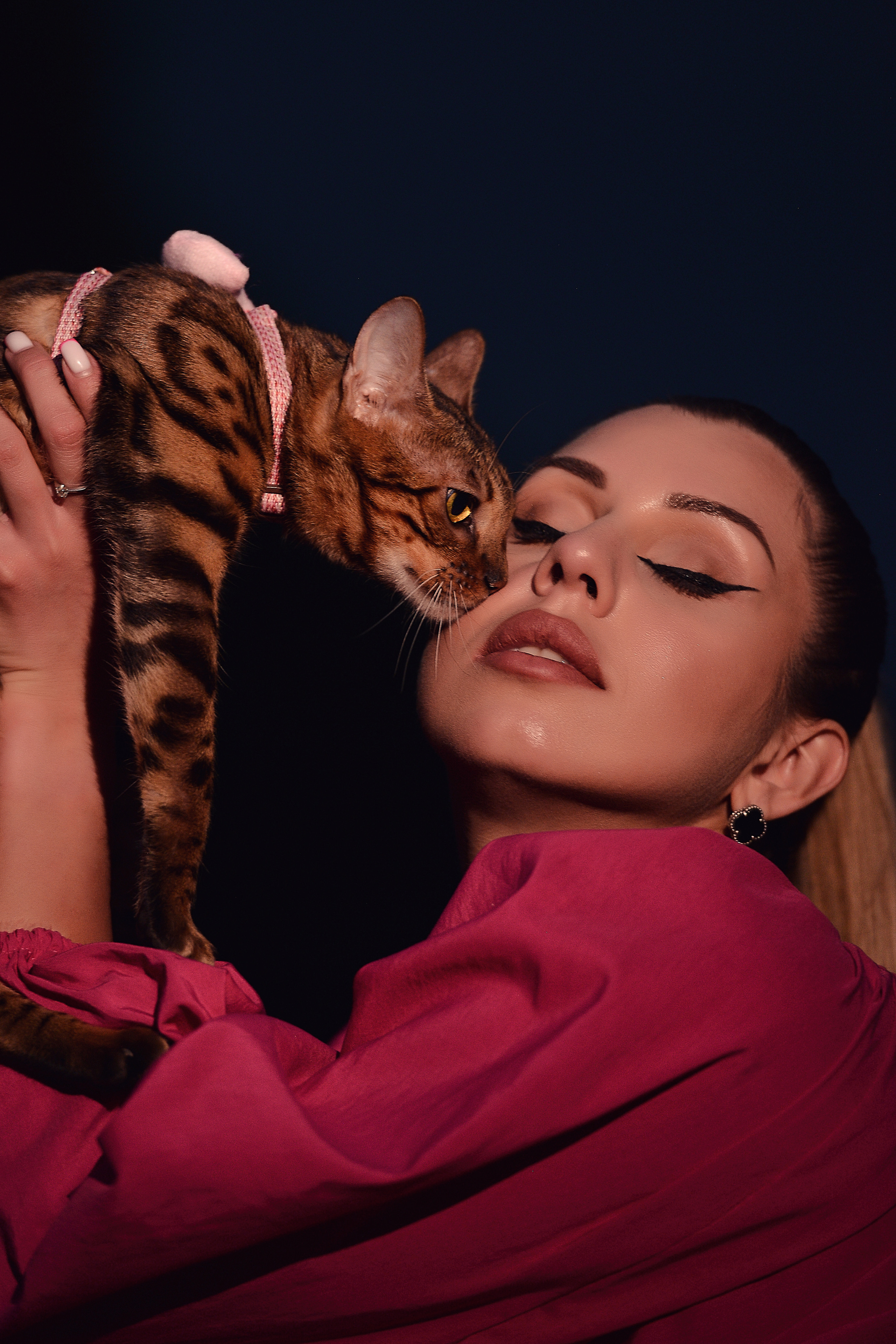 Две кошки. Фотограф Натали Кошевая _ Днепр, Подгородное