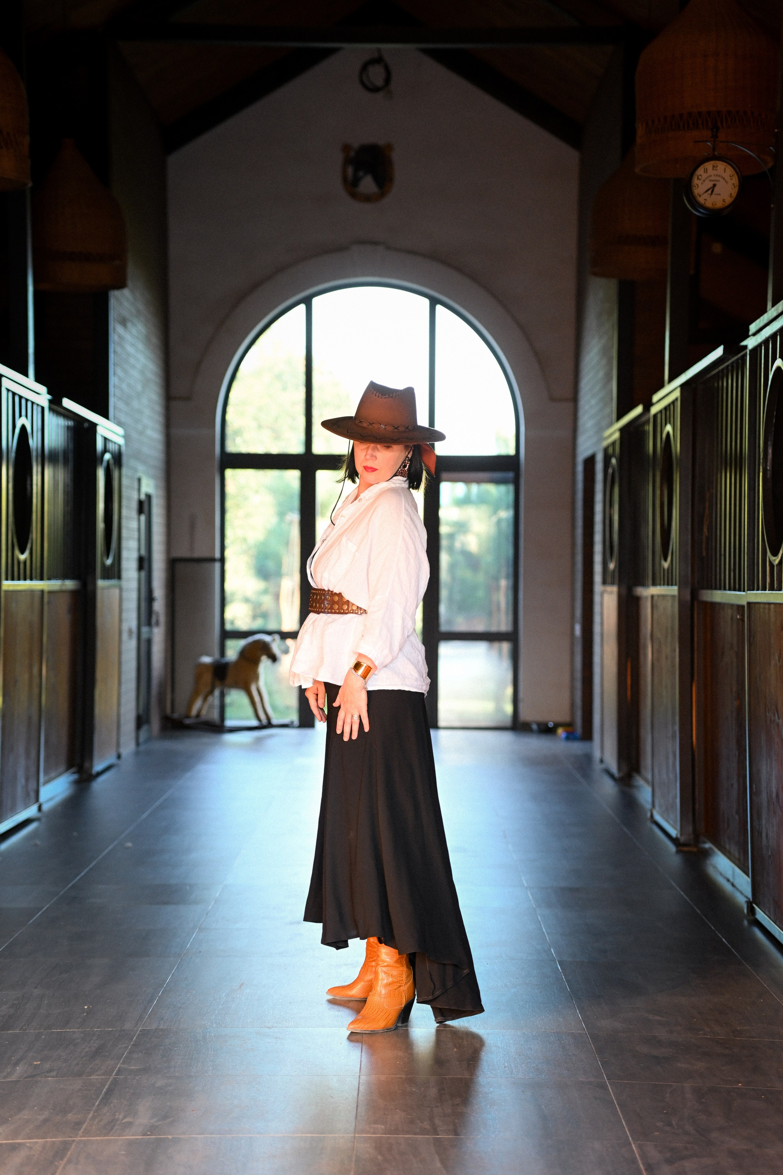 В Конюшне. Фотограф Натали Кошевая _ Днепр, Подгородное