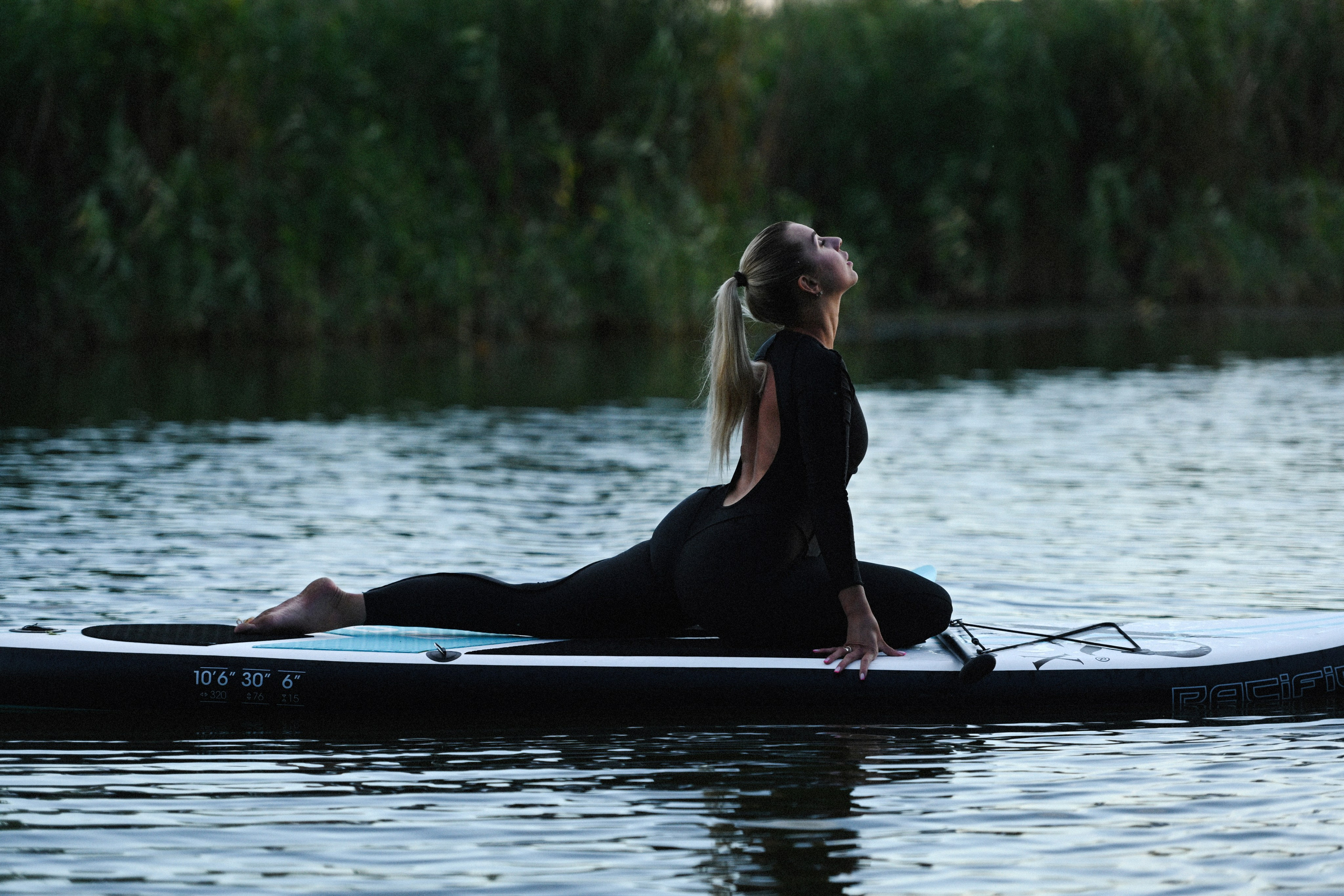 Закат на сап доске. Фотограф Натали Кошевая _ Днепр, Подгородное