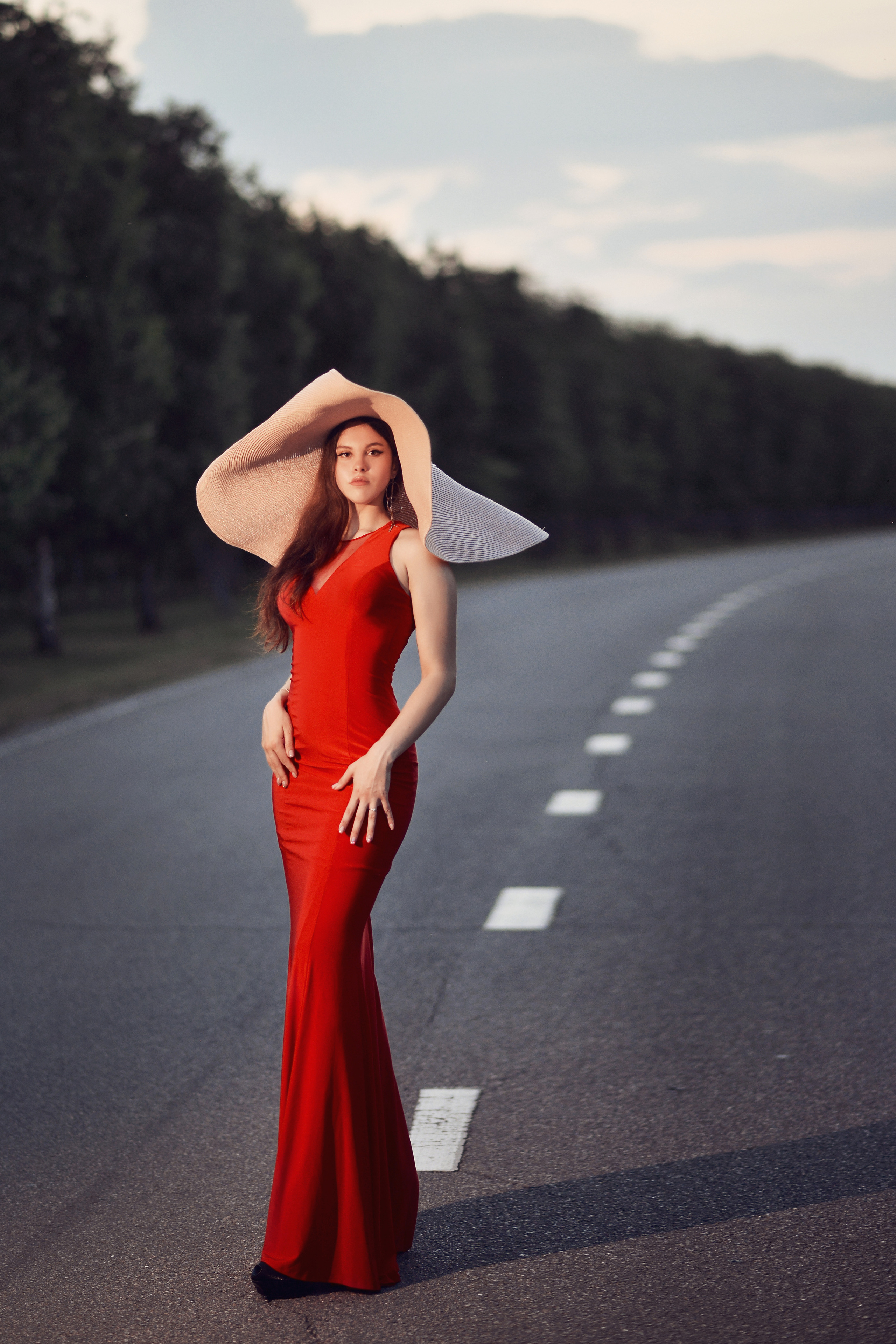 Прекрасная незнакомка в красном. Фотограф Натали Кошевая _ Днепр, Подгородное