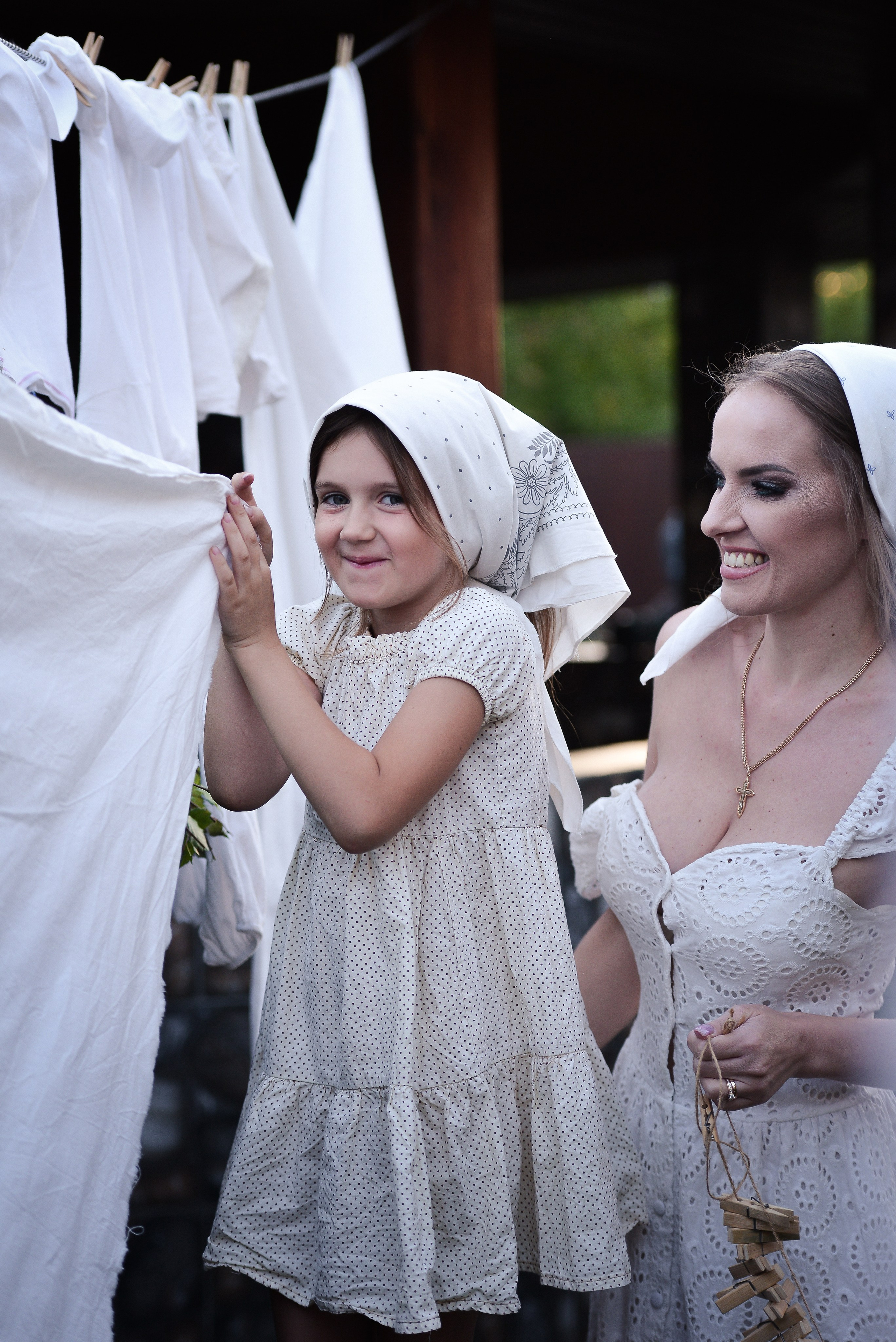 Стирка в саду. Фотограф Натали Кошевая _ Днепр, Подгородное