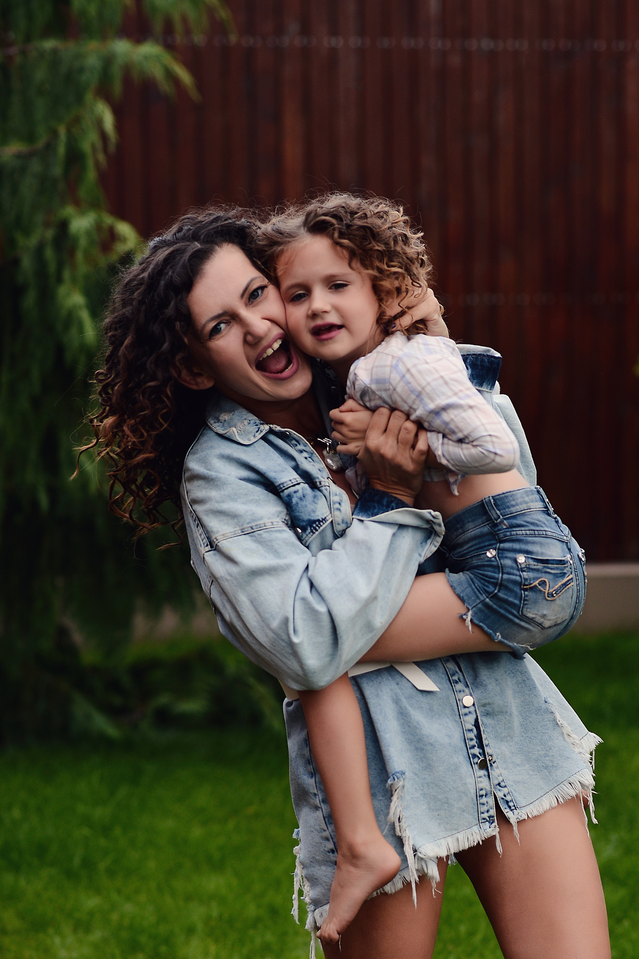 Мама и дочка. Фотограф Натали Кошевая _ Днепр, Подгородное