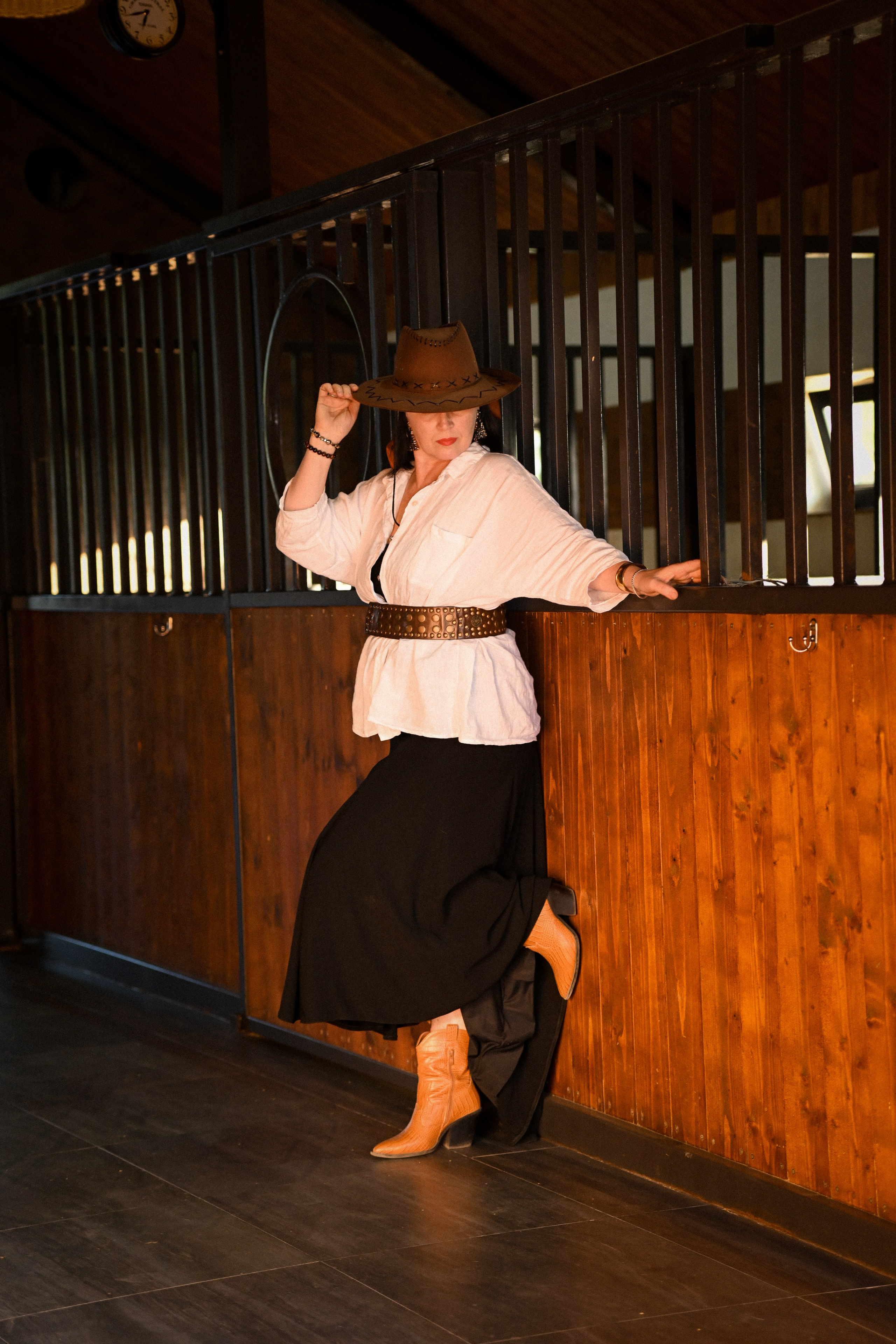 В Конюшне. Фотограф Натали Кошевая _ Днепр, Подгородное