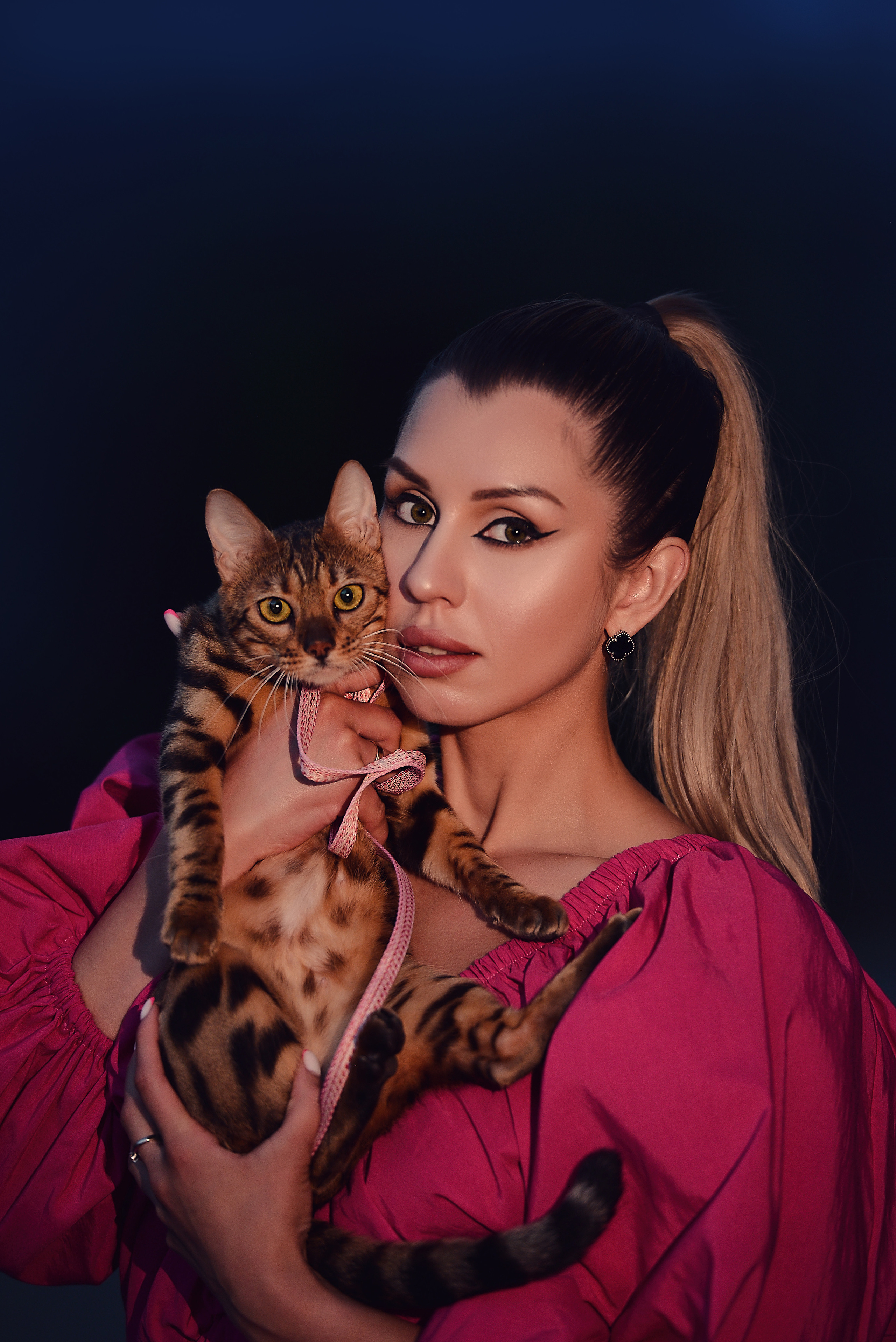 Две кошки. Фотограф Натали Кошевая _ Днепр, Подгородное