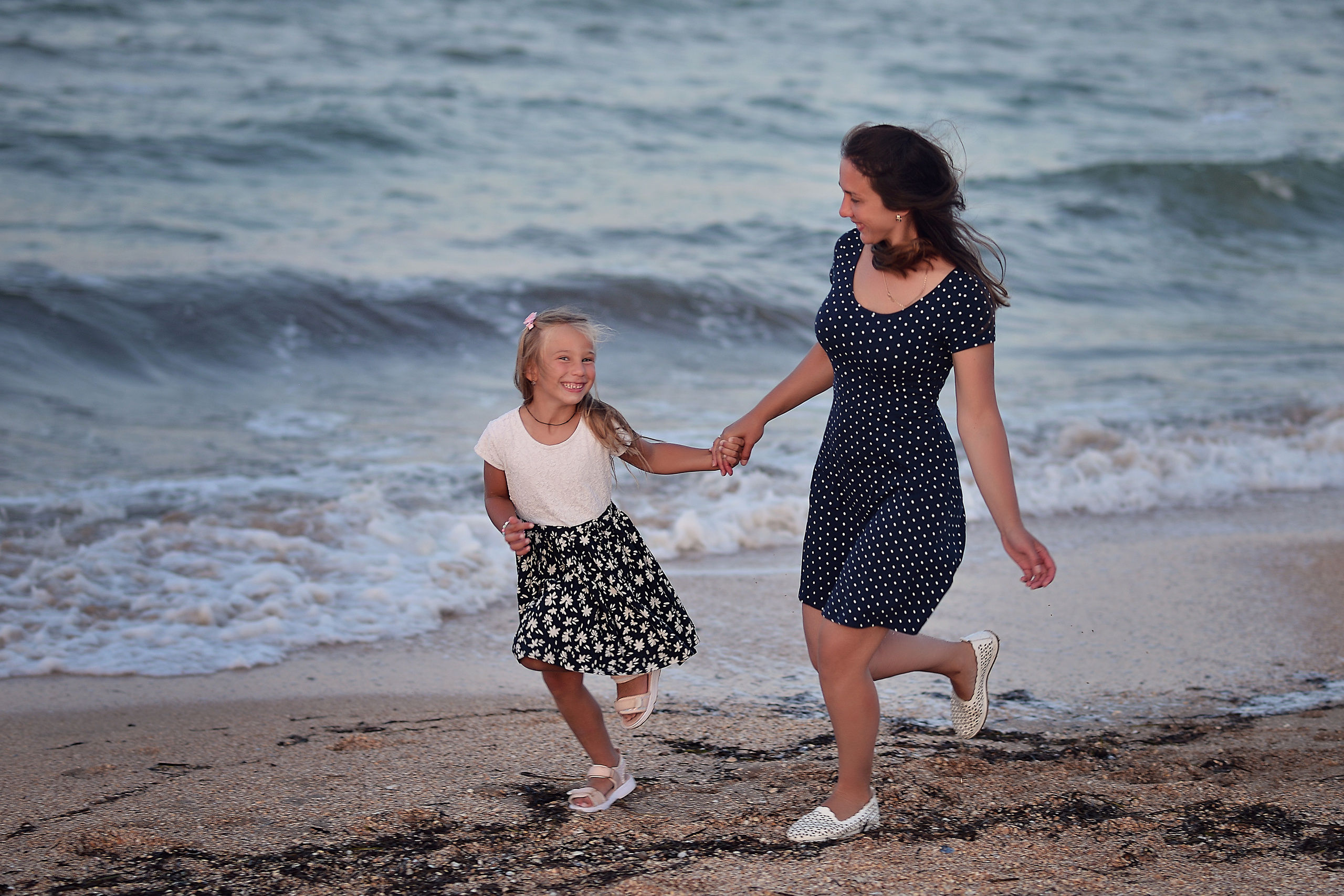 Семейная прогулка на берегу моря. Фотограф Натали Кошевая _ Днепр, Подгородное