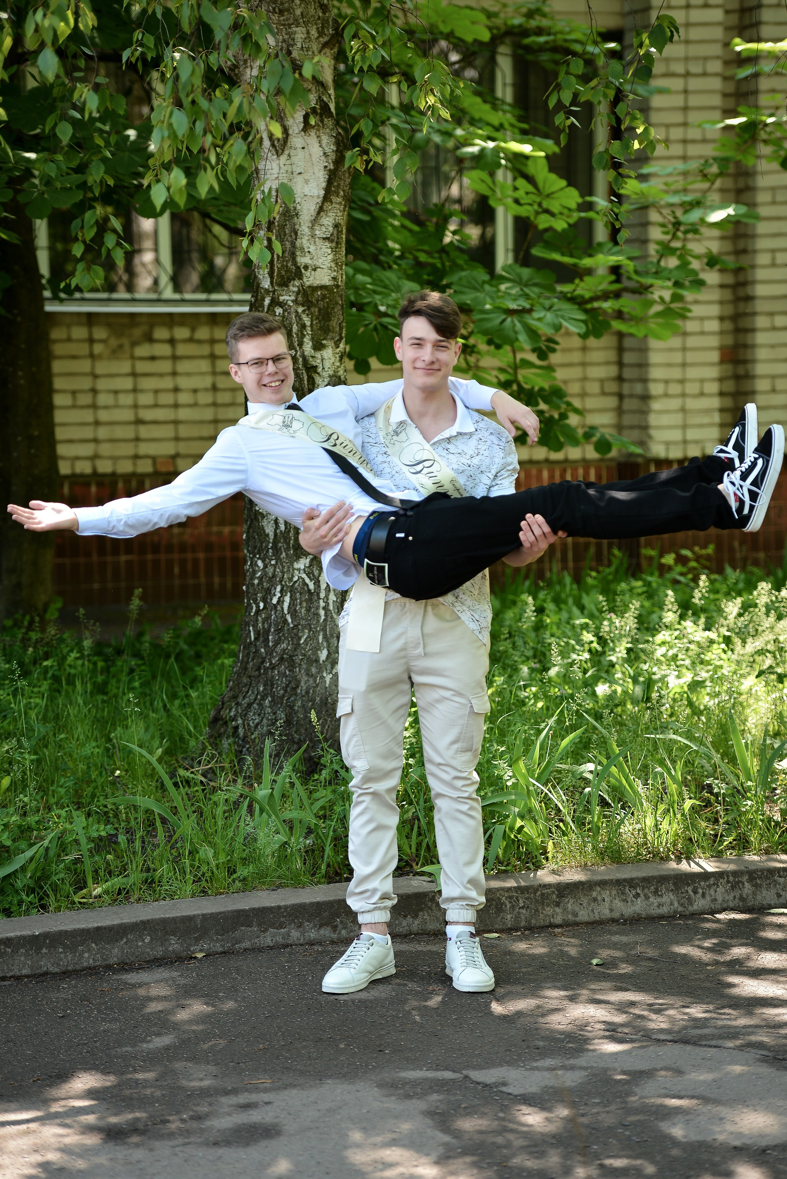 Последний звонок 11 класс_2023. Фотограф Натали Кошевая _ Днепр, Подгородное