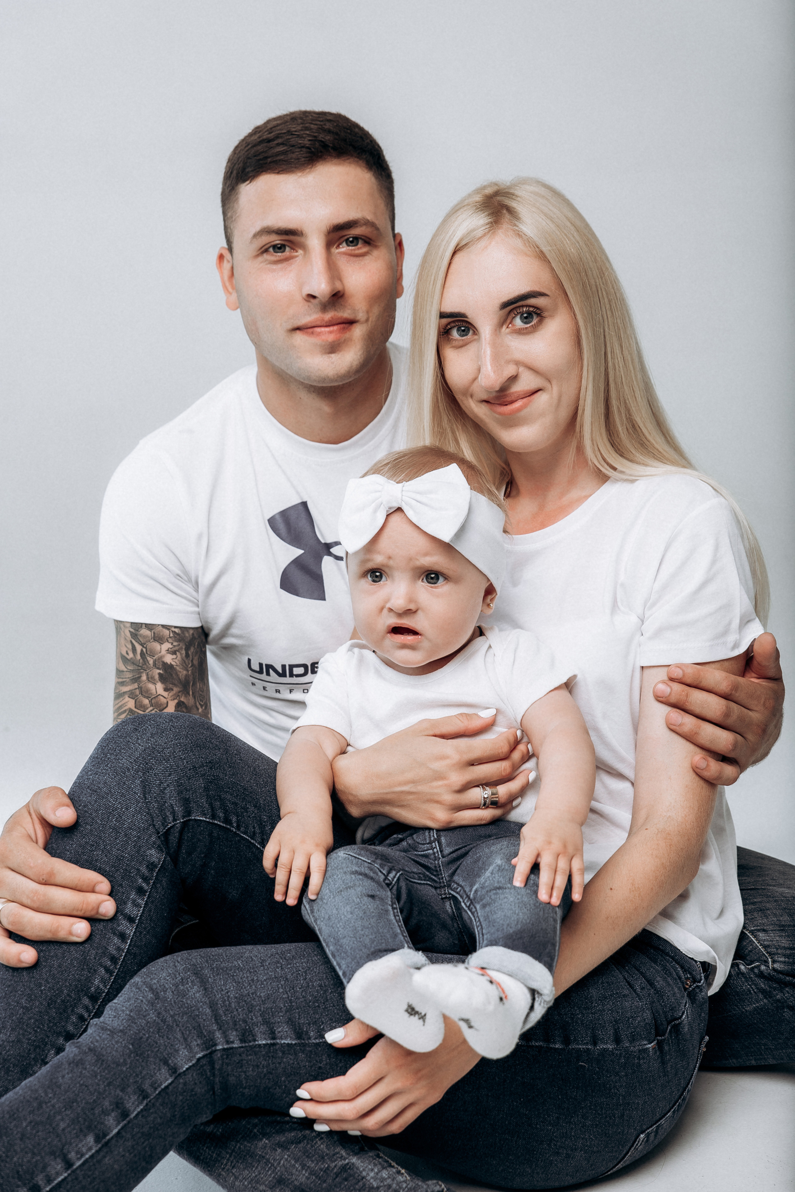 Студійна сімейна зйомка. Весільний та сімейний фотограф міста Суми Артур Моргун