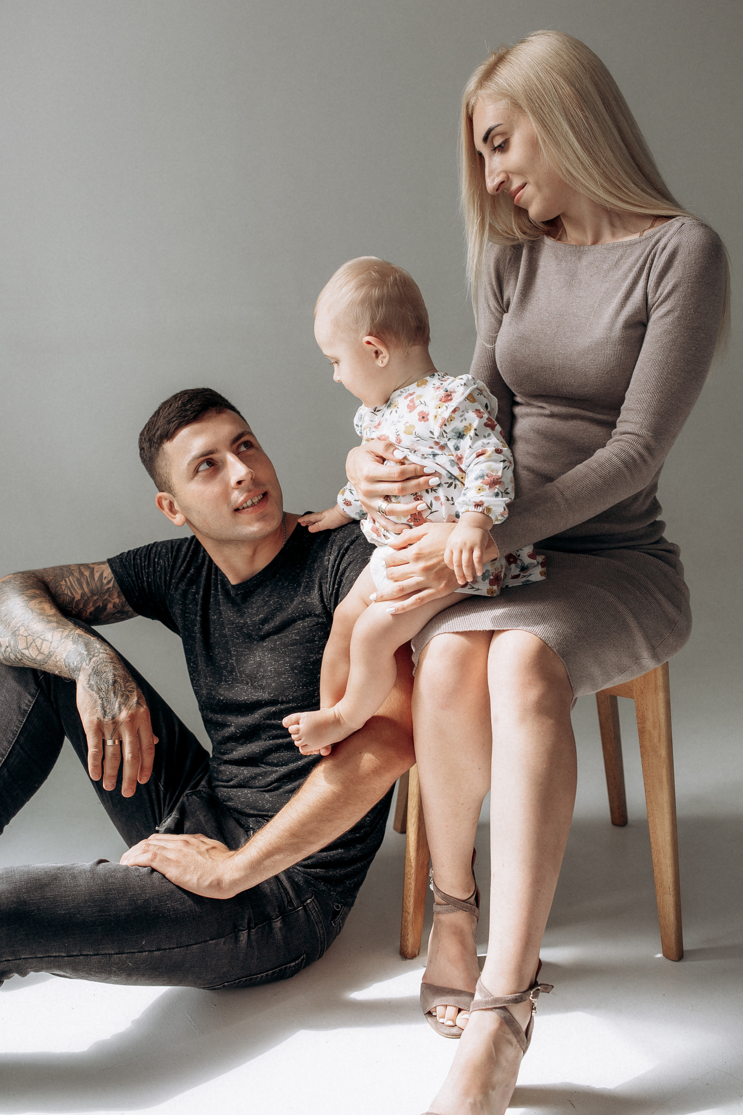 Студійна сімейна зйомка. Весільний та сімейний фотограф міста Суми Артур Моргун