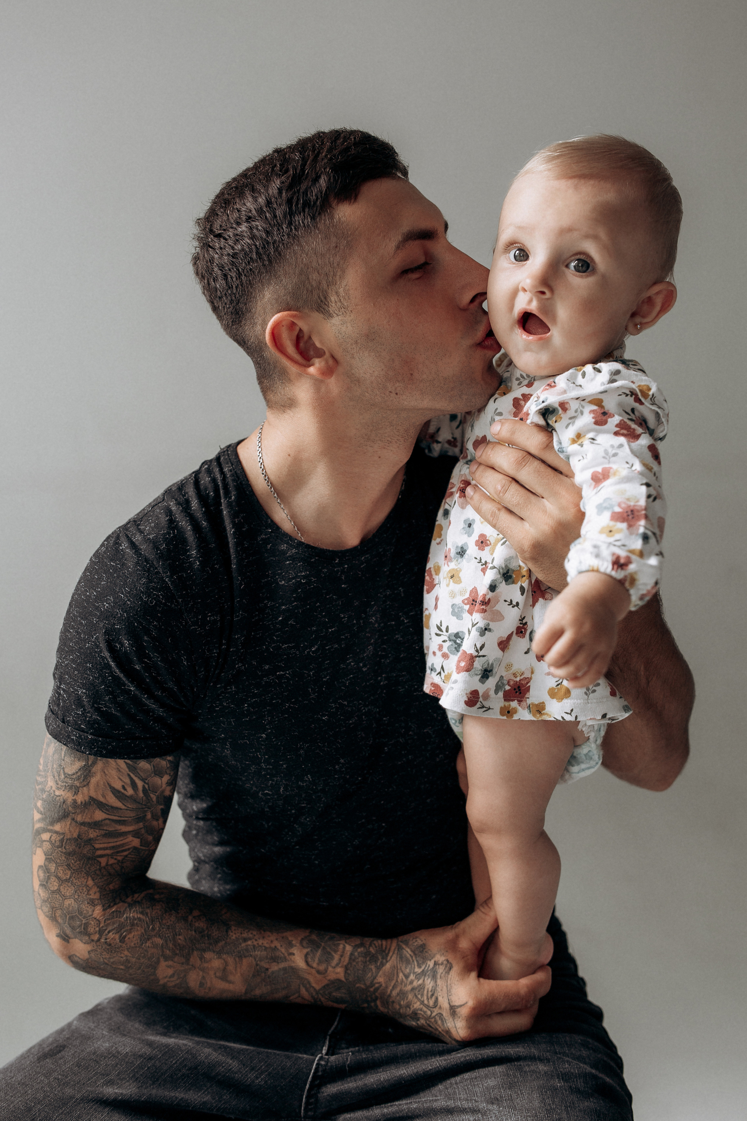 Студійна сімейна зйомка. Весільний та сімейний фотограф міста Суми Артур Моргун