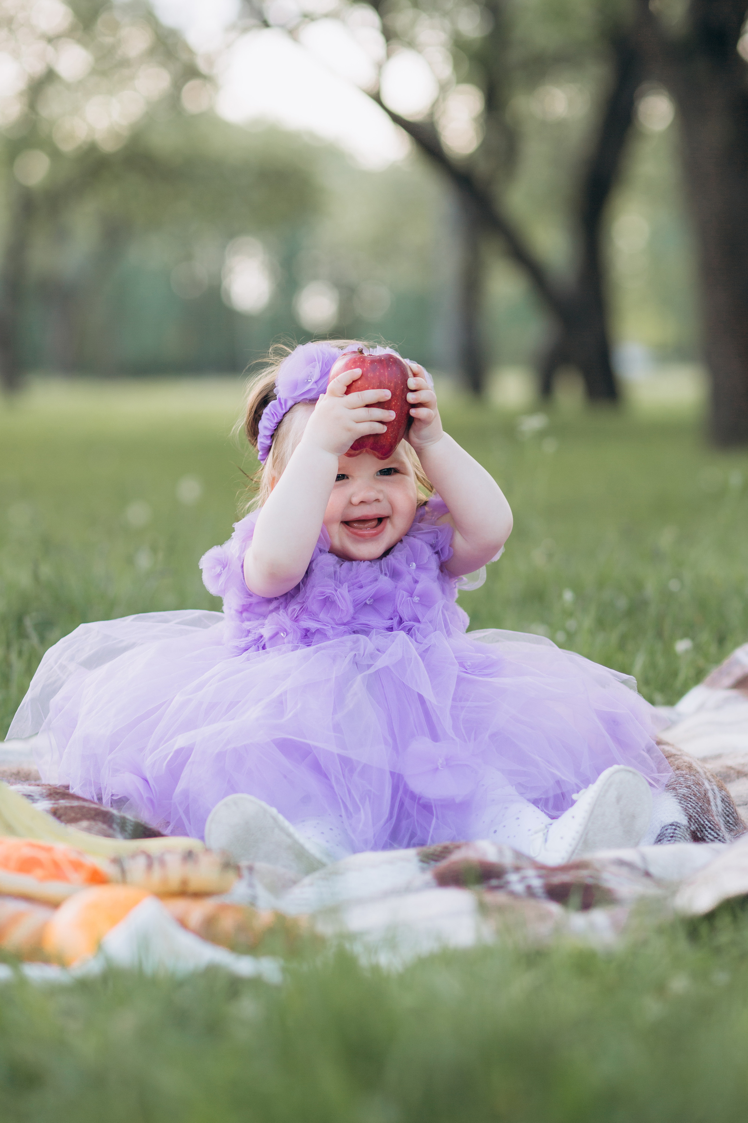 У бузку. Весільний та сімейний фотограф міста Суми Артур Моргун