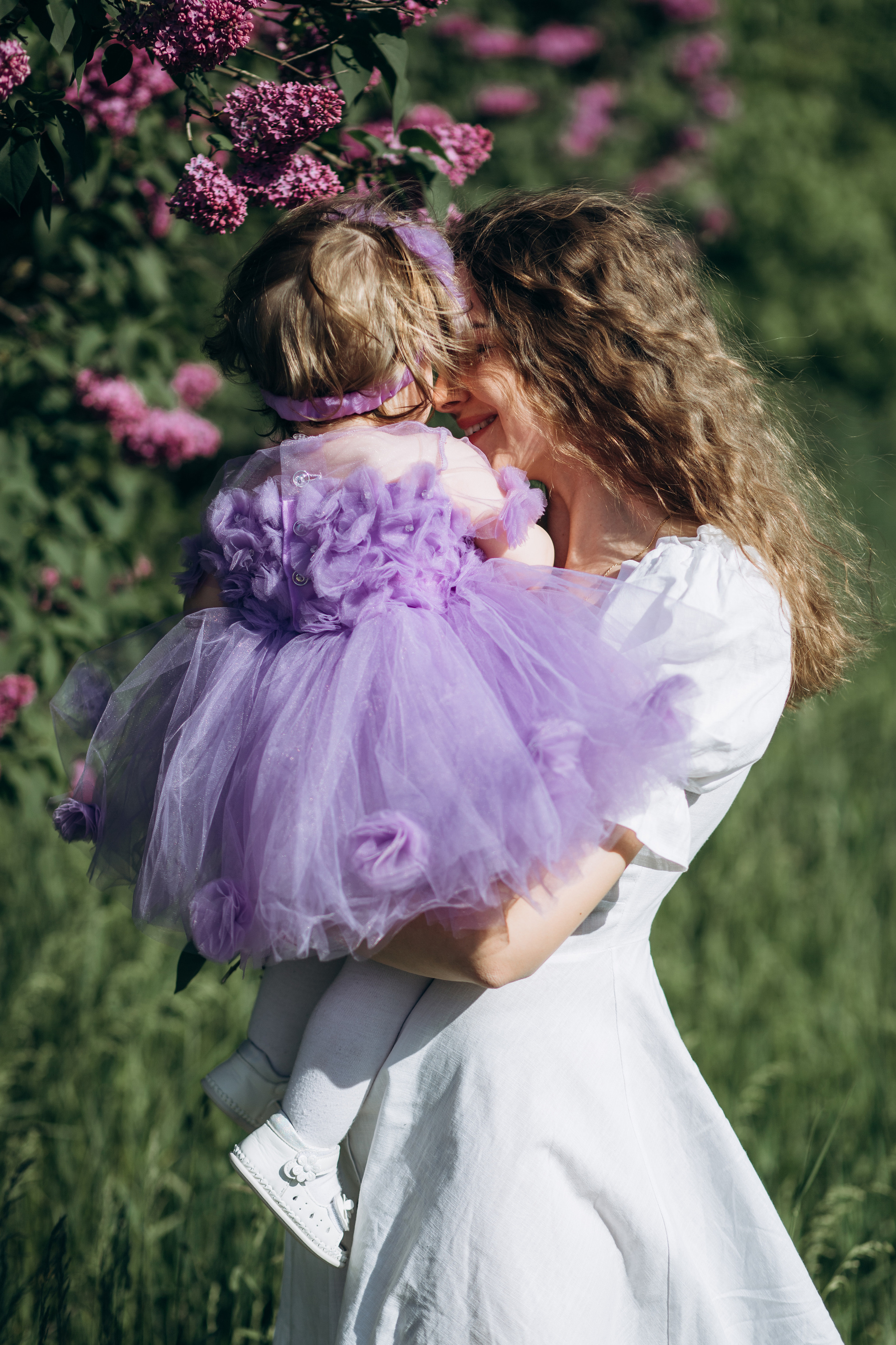 У бузку. Весільний та сімейний фотограф міста Суми Артур Моргун