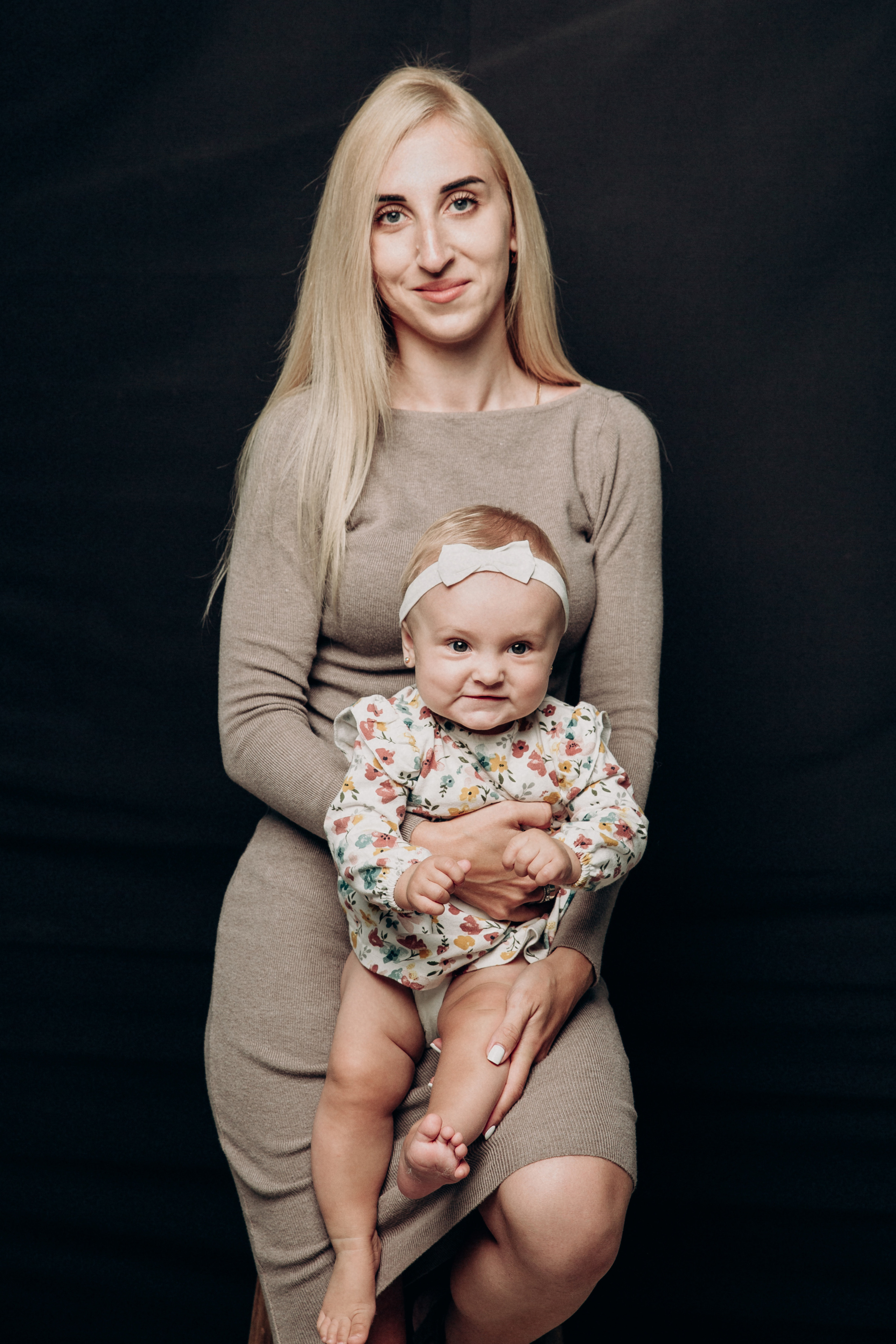 Студійна сімейна зйомка. Весільний та сімейний фотограф міста Суми Артур Моргун