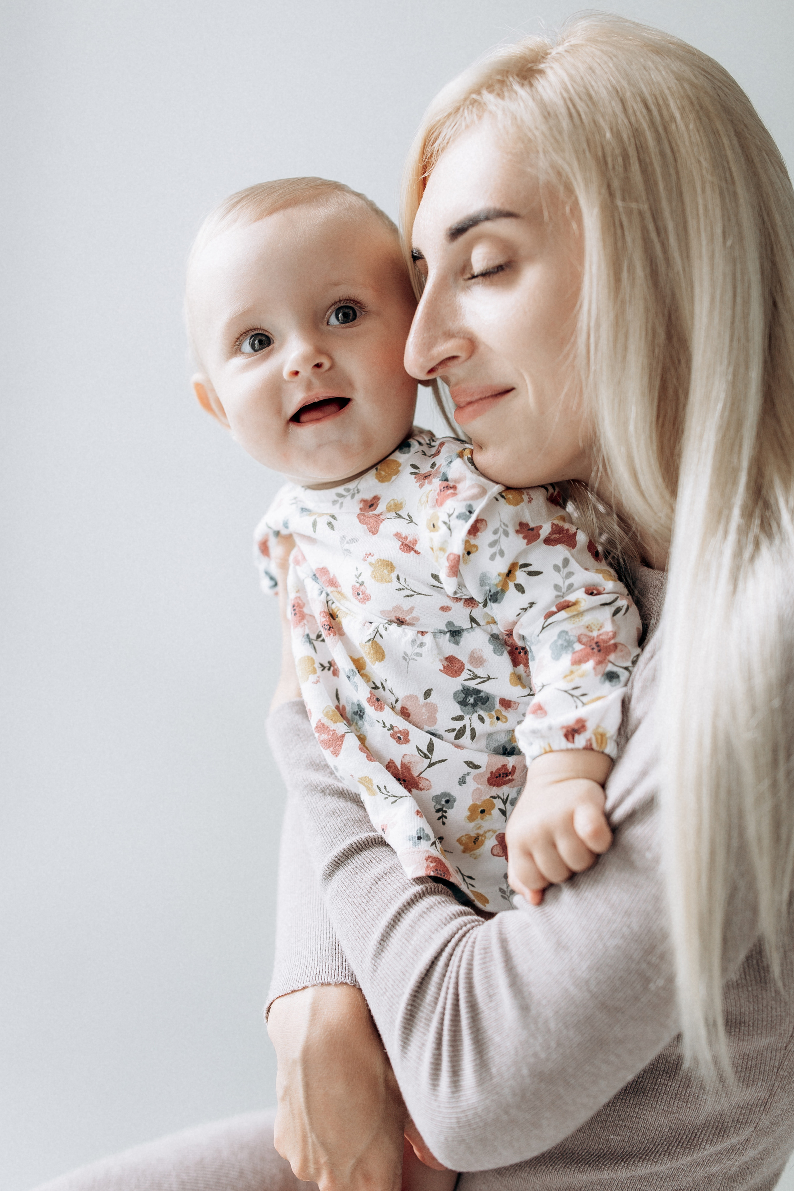 Студійна сімейна зйомка. Весільний та сімейний фотограф міста Суми Артур Моргун