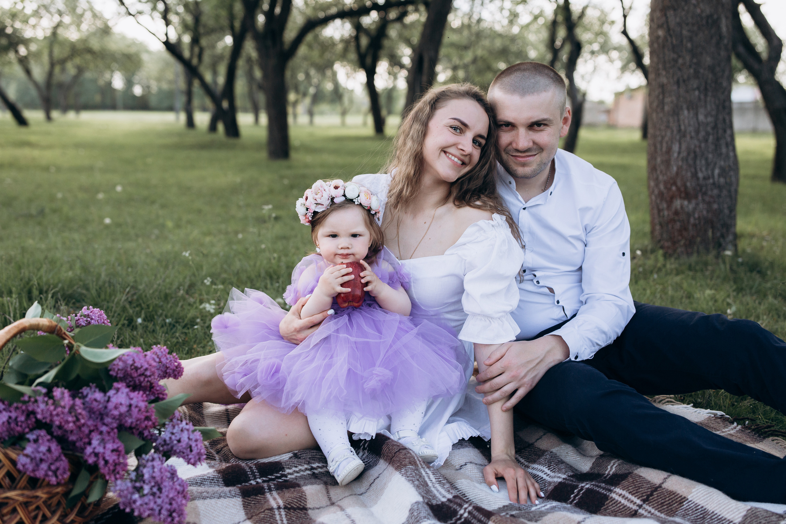 У бузку. Весільний та сімейний фотограф міста Суми Артур Моргун