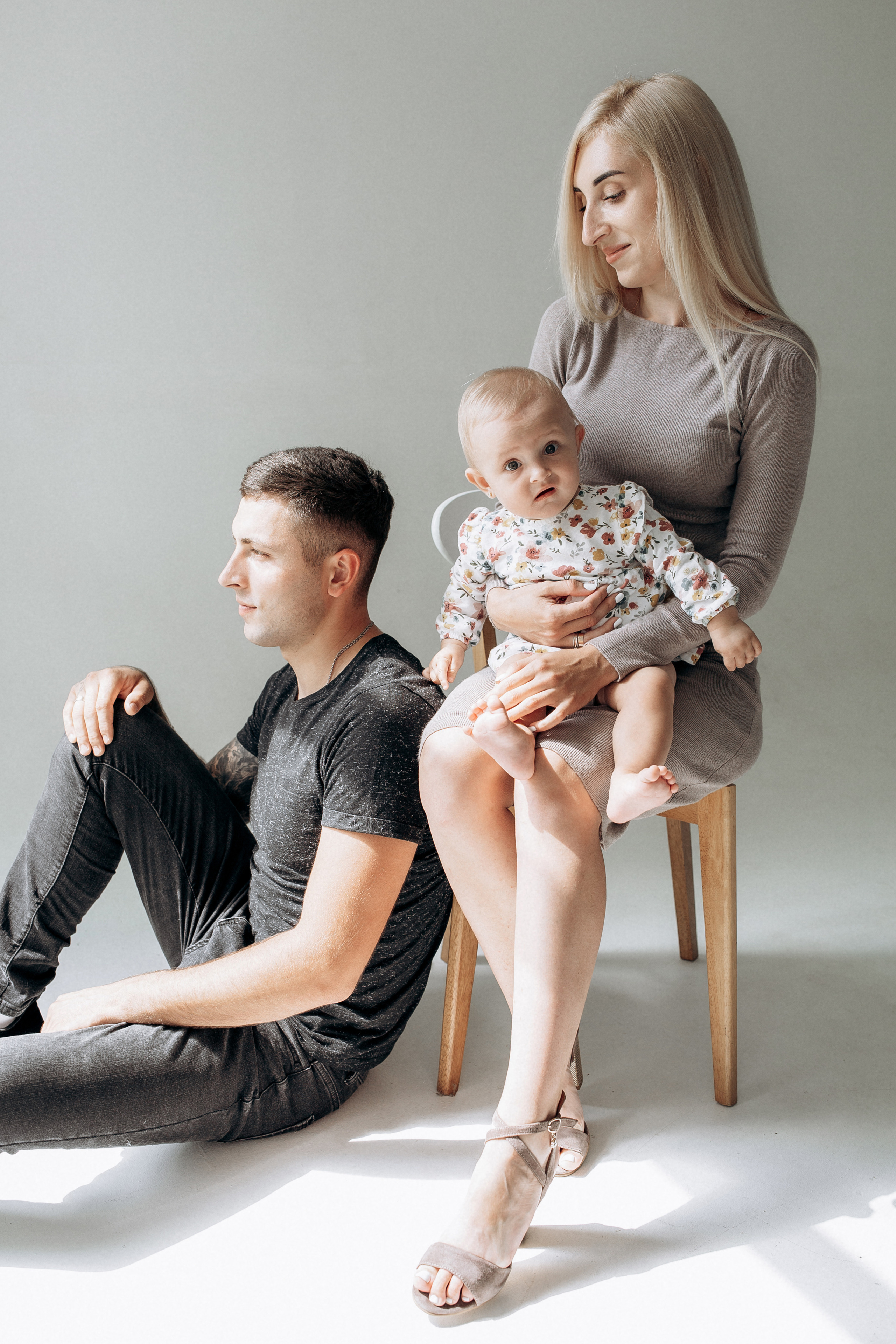 Студійна сімейна зйомка. Весільний та сімейний фотограф міста Суми Артур Моргун