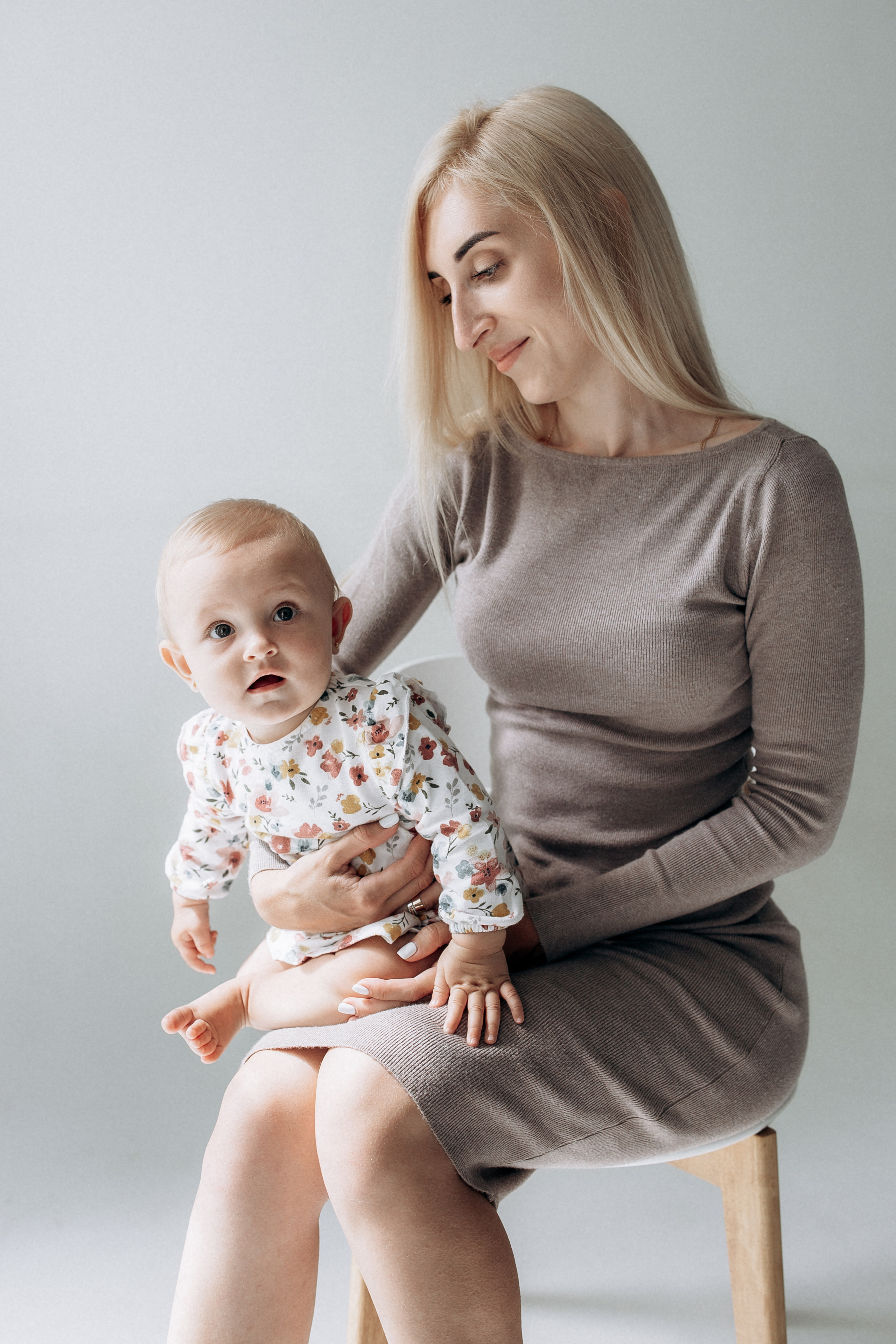 Студійна сімейна зйомка. Весільний та сімейний фотограф міста Суми Артур Моргун