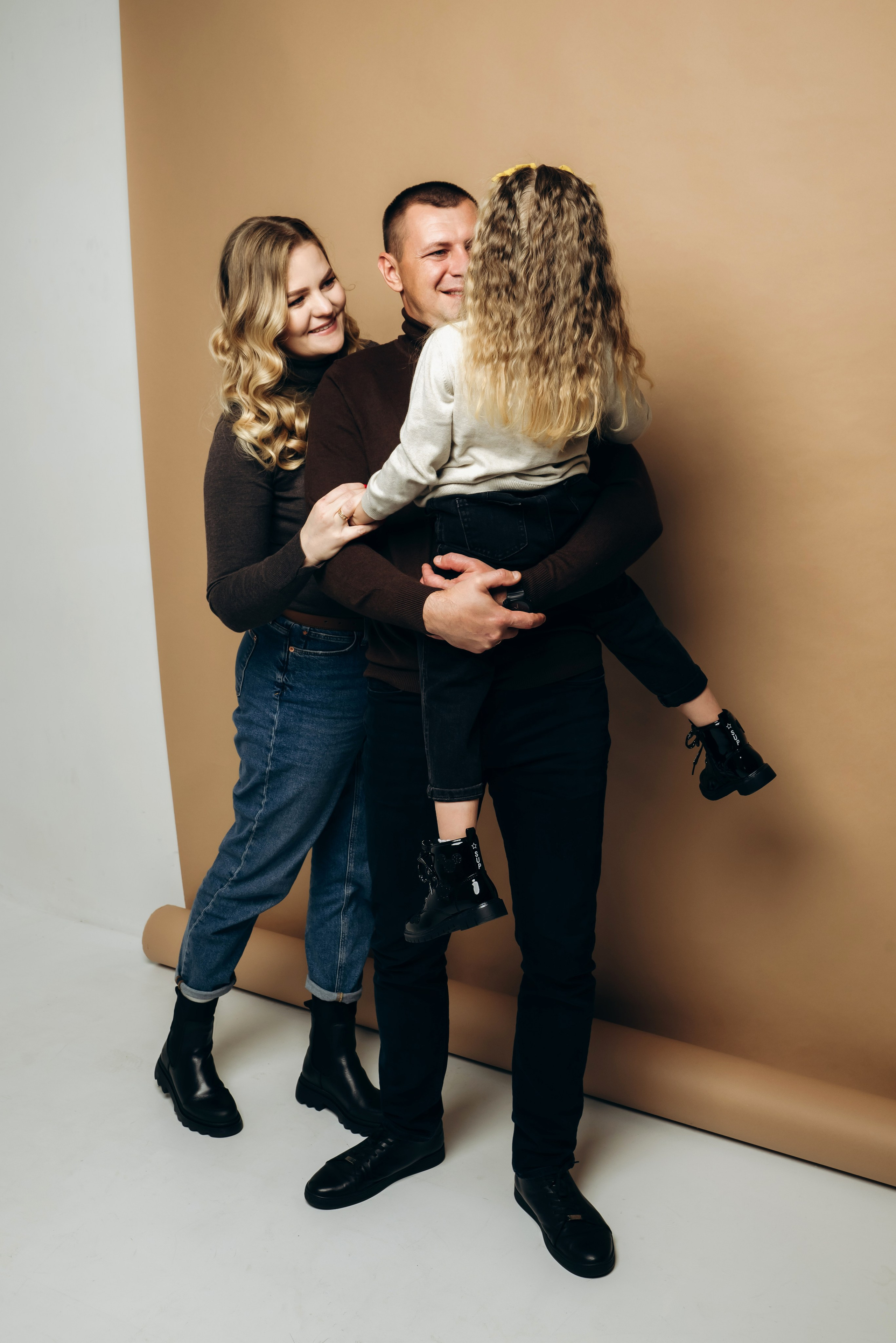 Сiмейна. Весільний та сімейний фотограф міста Суми Артур Моргун