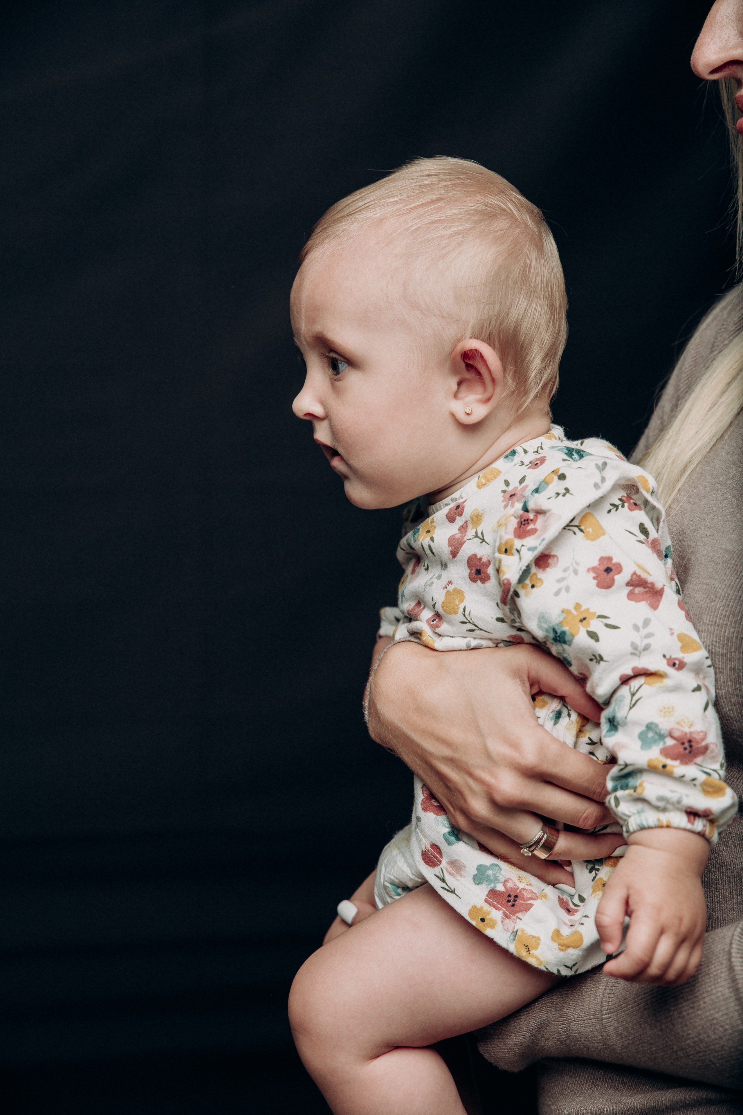 Студійна сімейна зйомка. Весільний та сімейний фотограф міста Суми Артур Моргун