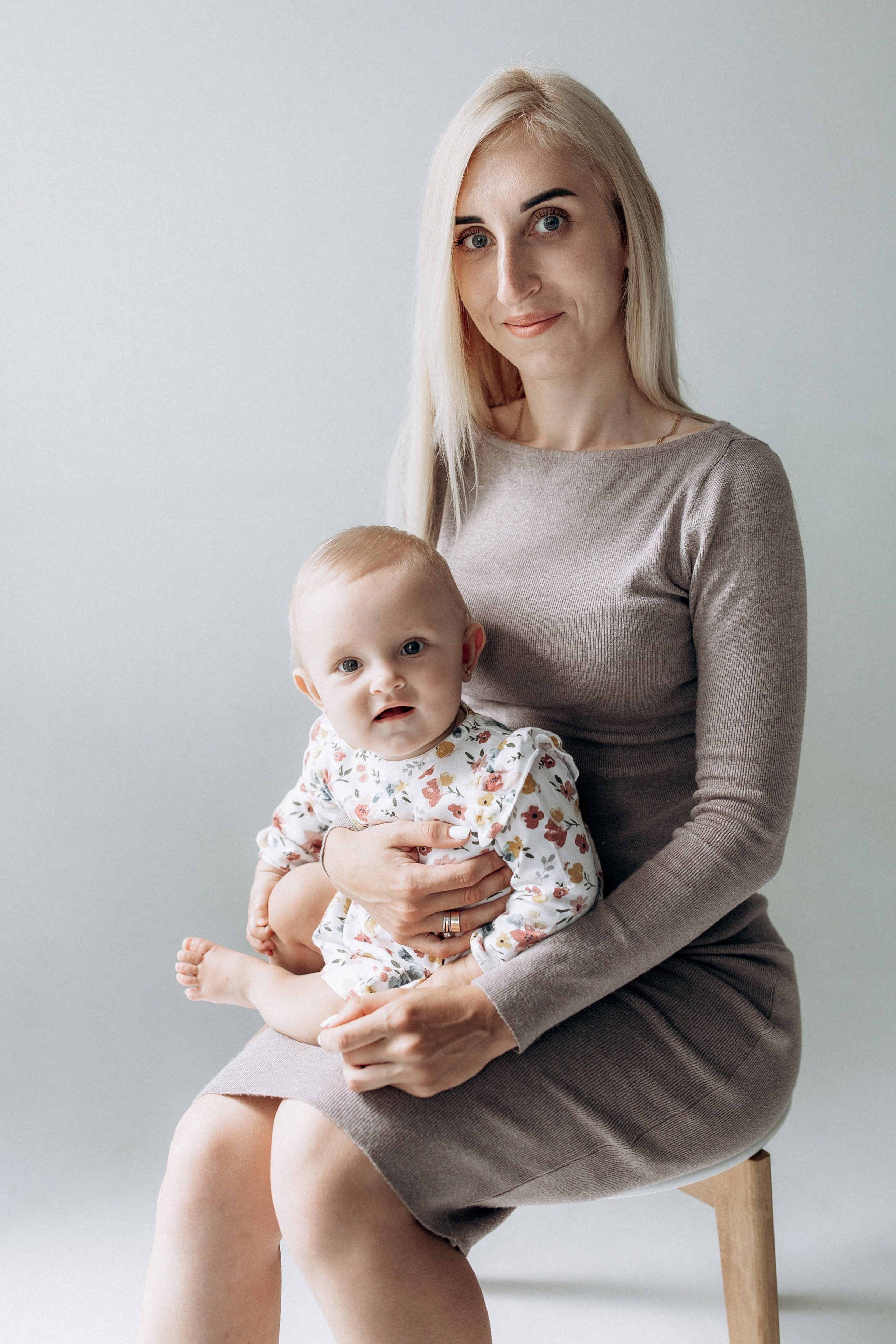 Студійна сімейна зйомка. Весільний та сімейний фотограф міста Суми Артур Моргун