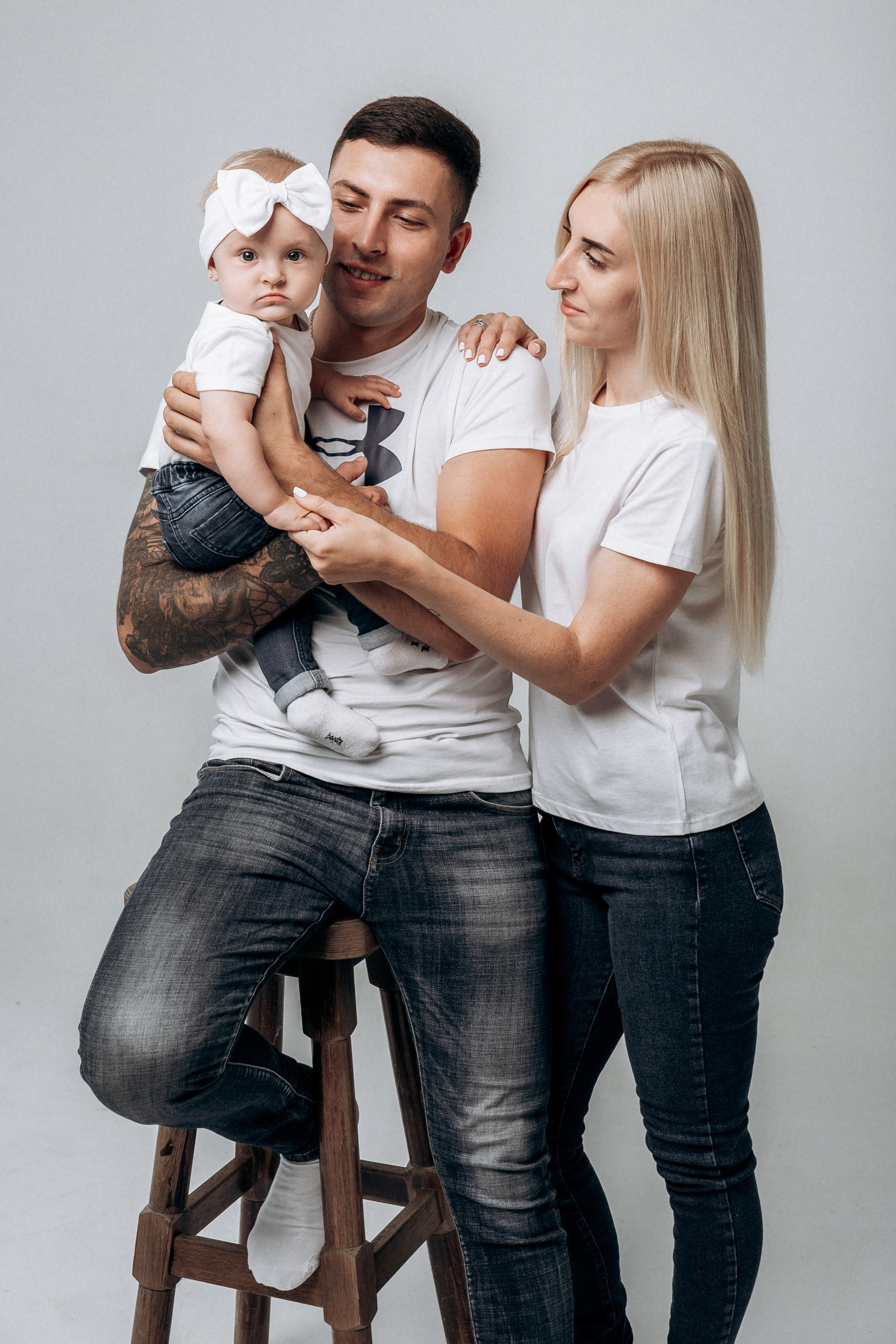 Студійна сімейна зйомка. Весільний та сімейний фотограф міста Суми Артур Моргун