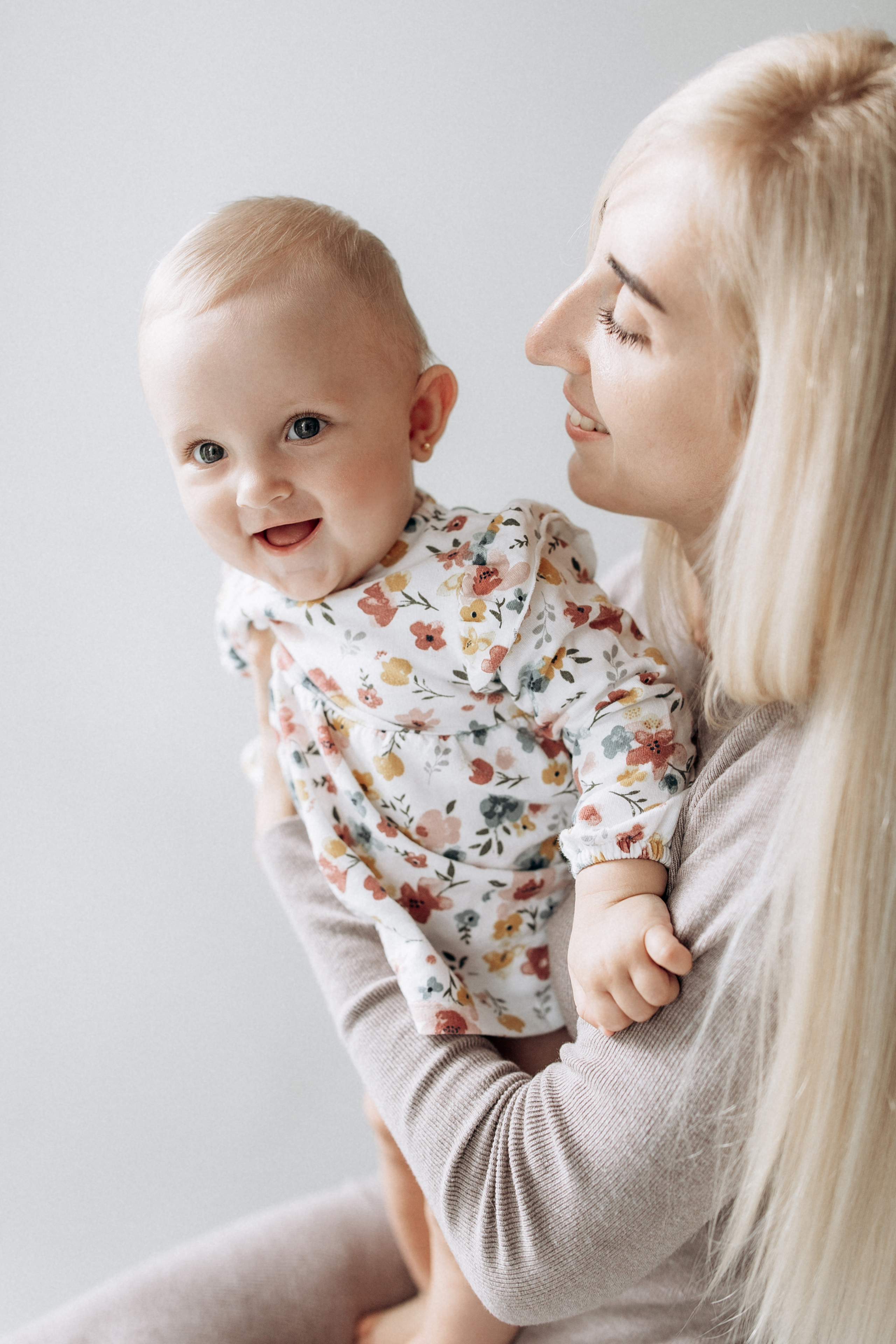 Студійна сімейна зйомка. Весільний та сімейний фотограф міста Суми Артур Моргун