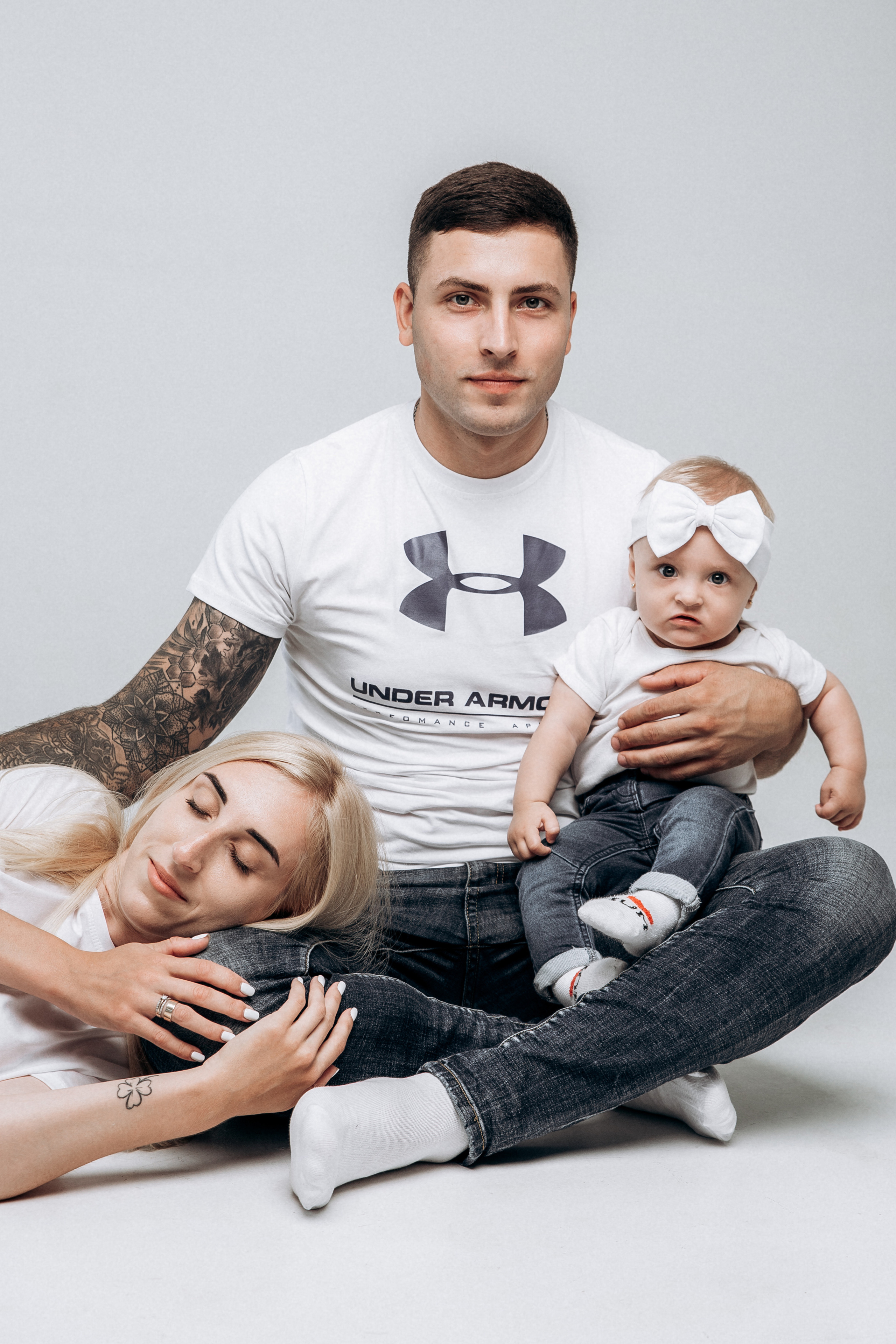 Студійна сімейна зйомка. Весільний та сімейний фотограф міста Суми Артур Моргун