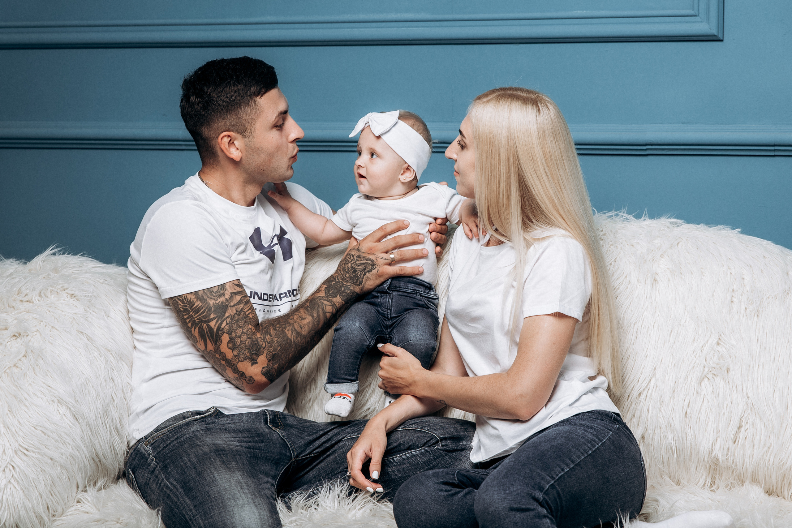 Студійна сімейна зйомка. Весільний та сімейний фотограф міста Суми Артур Моргун