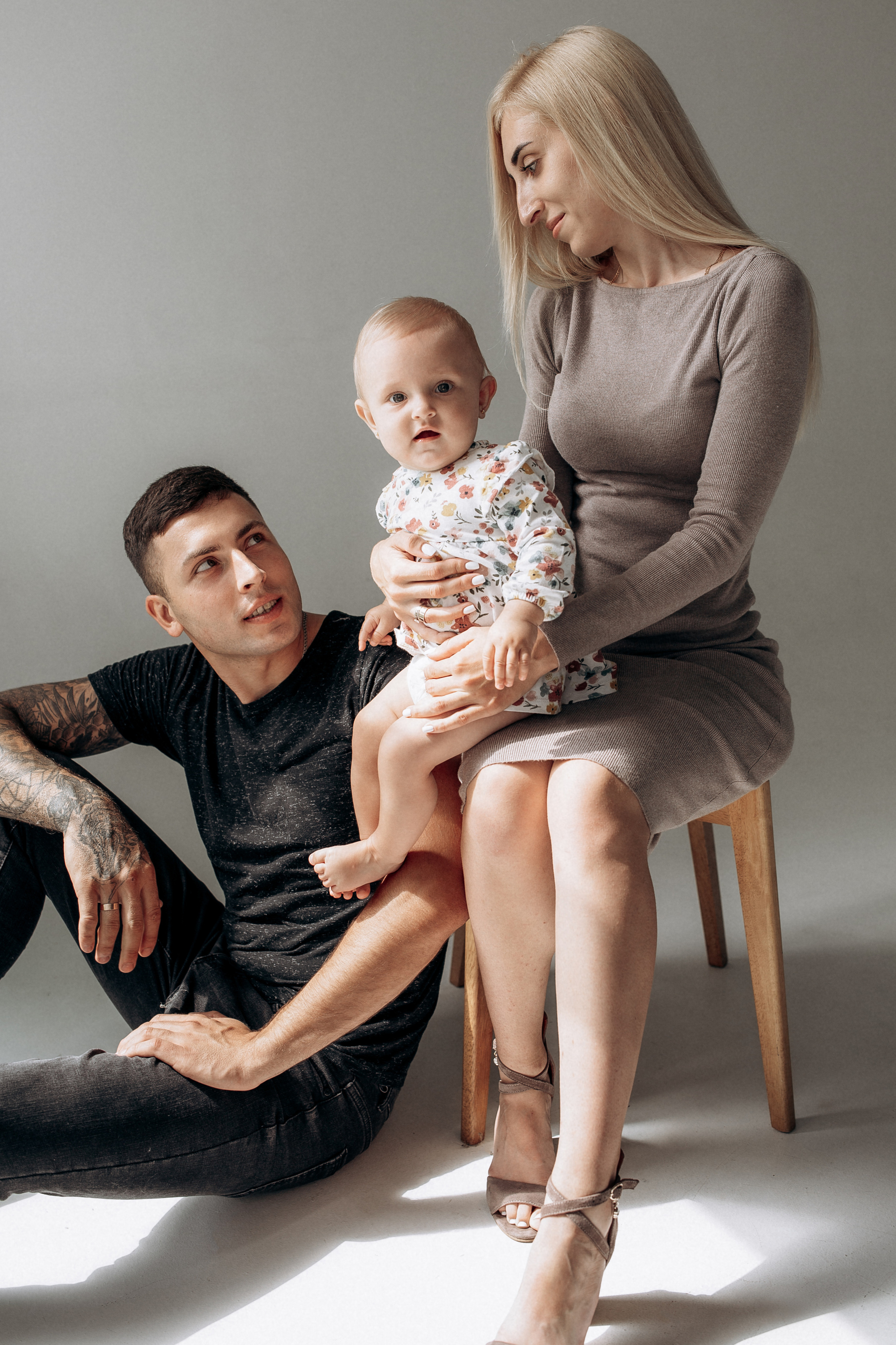 Студійна сімейна зйомка. Весільний та сімейний фотограф міста Суми Артур Моргун