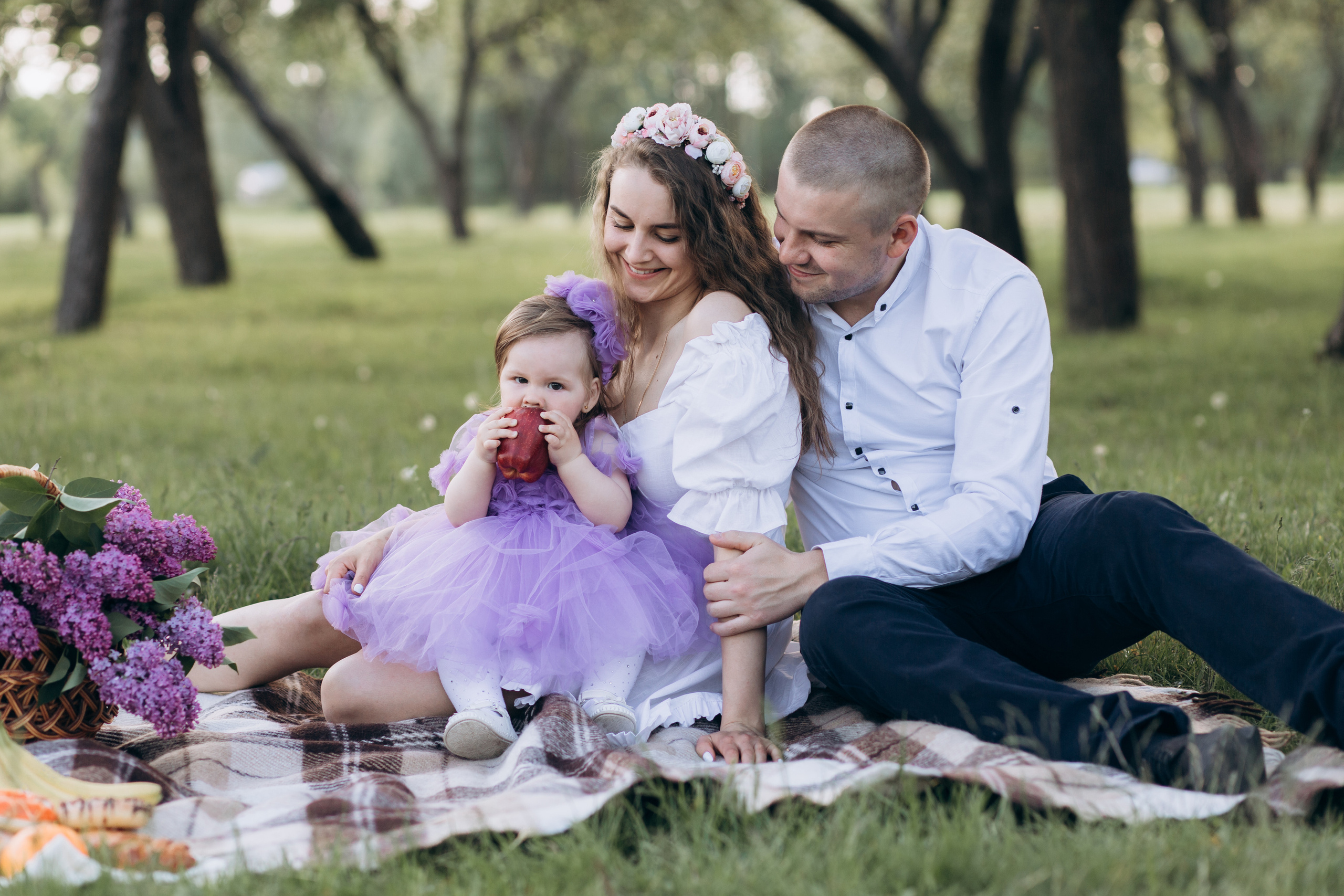 У бузку. Весільний та сімейний фотограф міста Суми Артур Моргун
