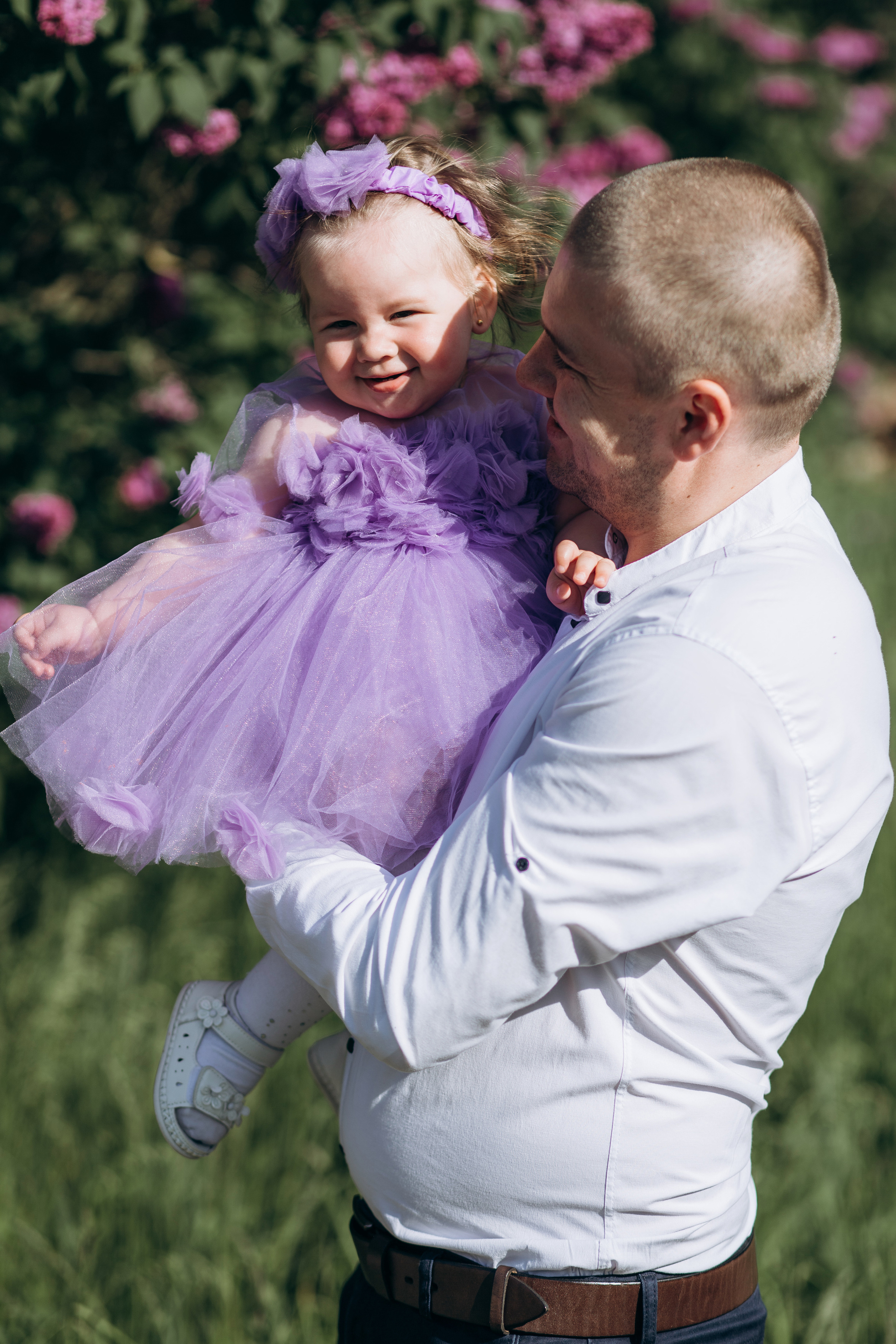 У бузку. Весільний та сімейний фотограф міста Суми Артур Моргун